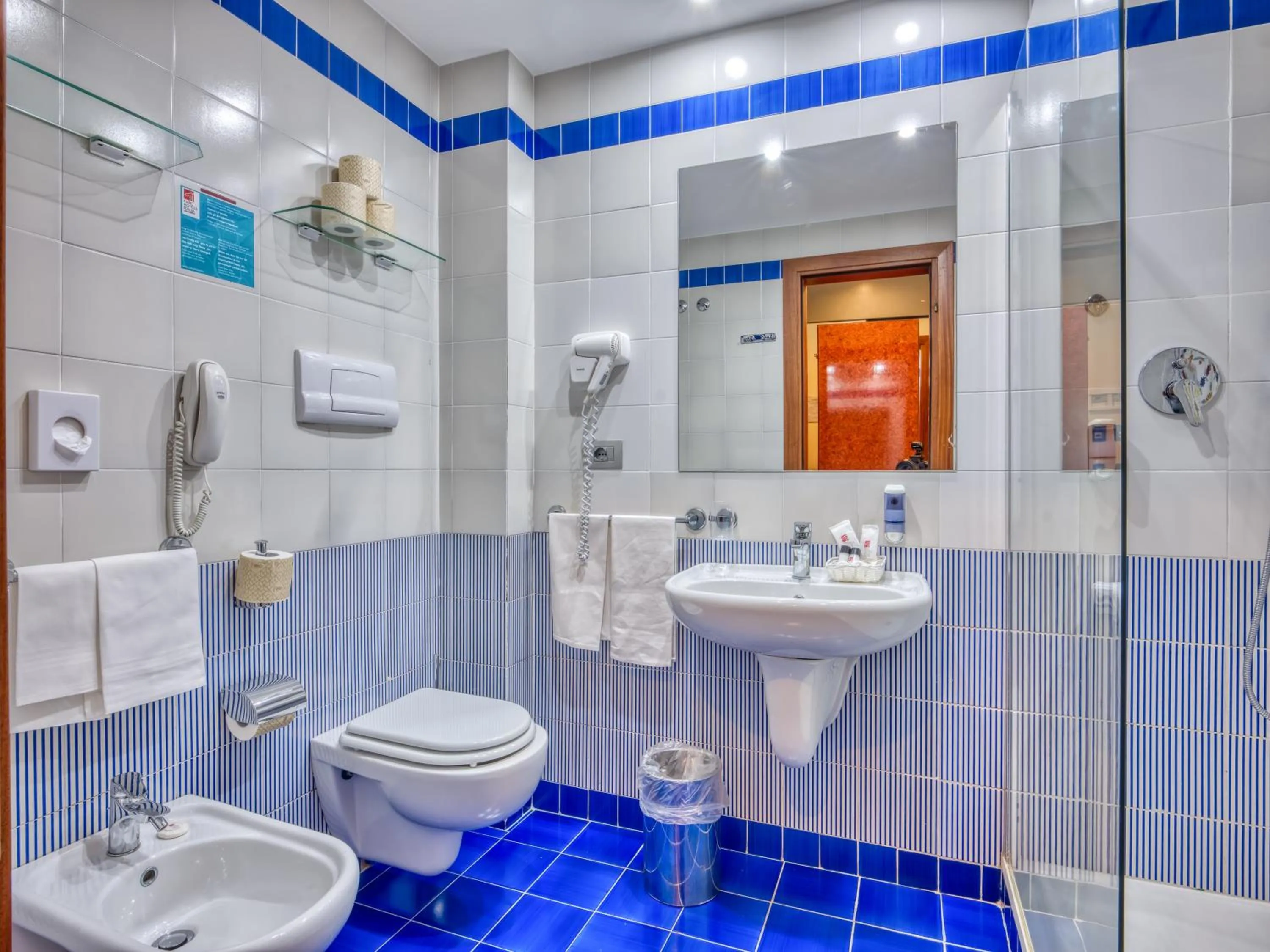 Standard Quadruple Room in Hotel Caesar Palace