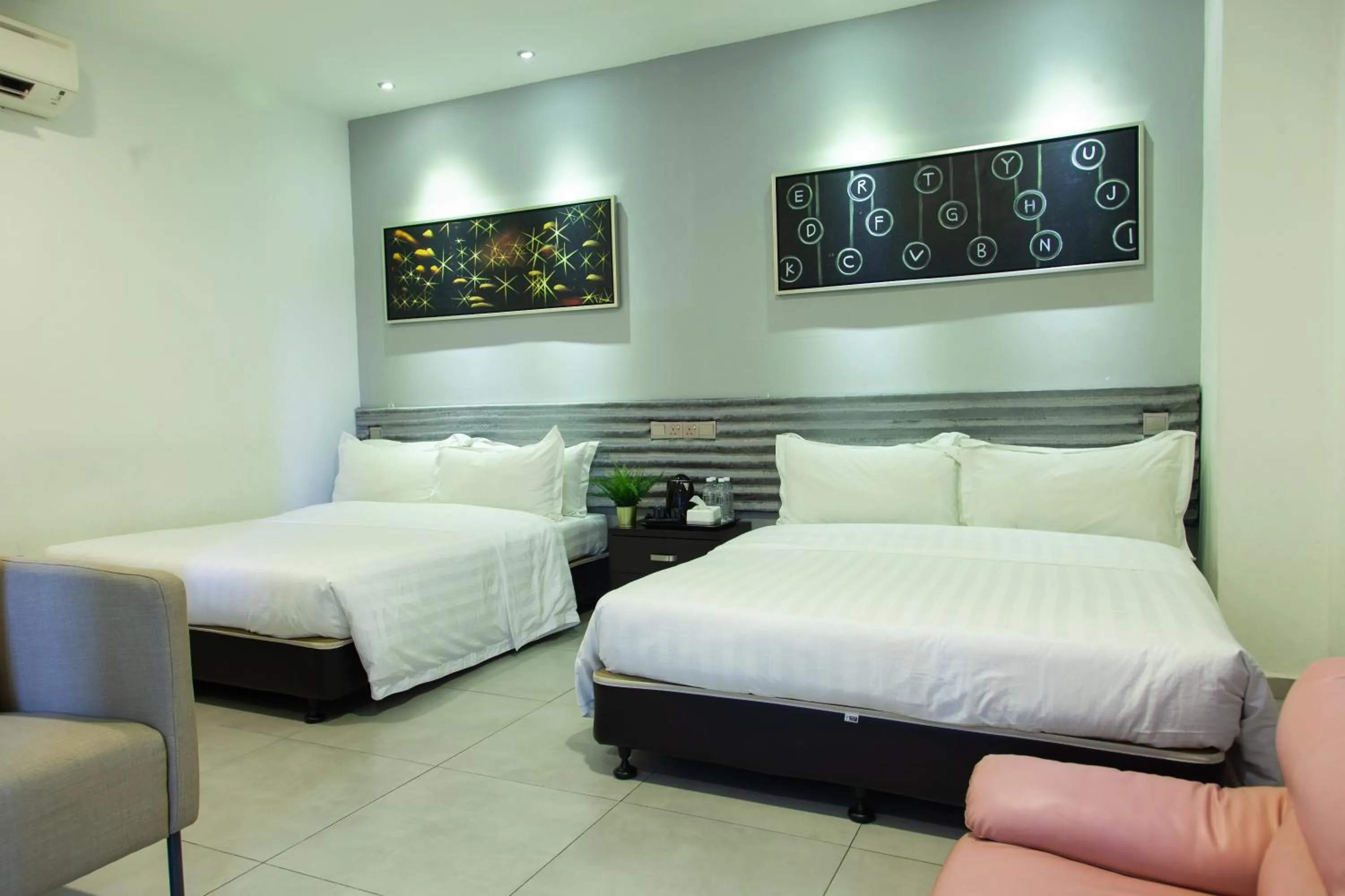 Deluxe Family Room in M Design Hotel @ Shamelin Perkasa