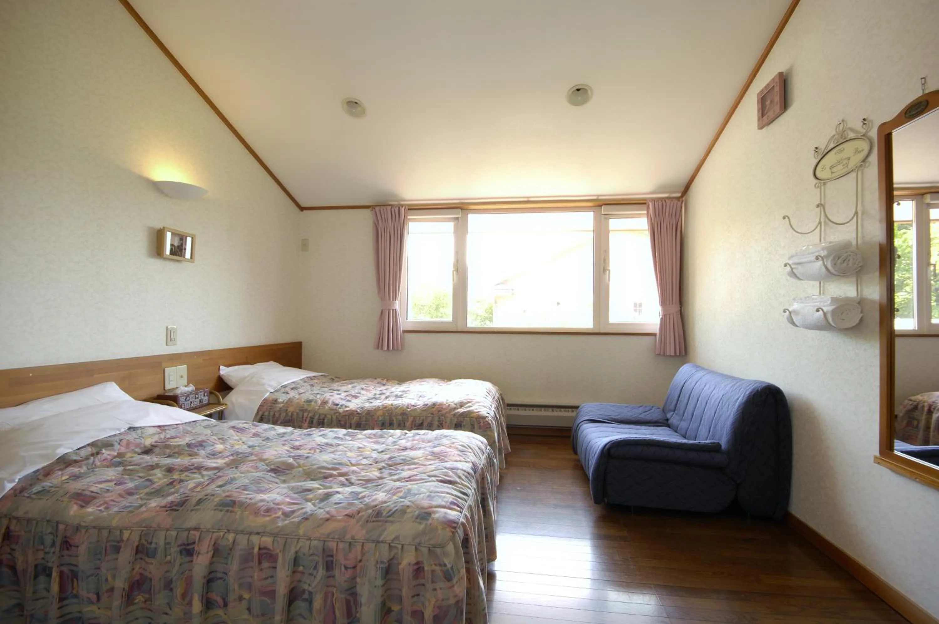 Twin Room with Extra Bed in Pension Field
