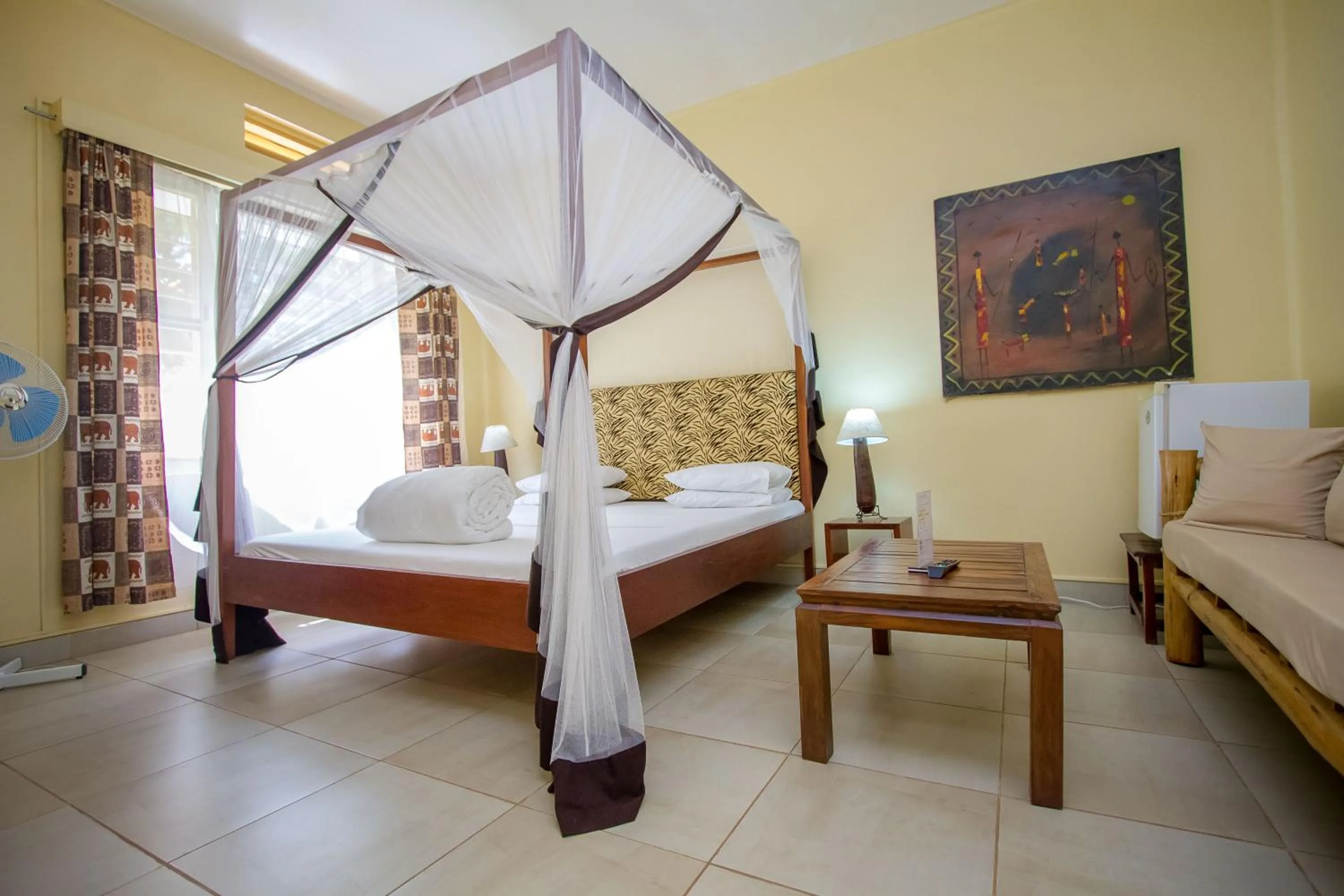 Deluxe Twin Room in 2 Friends Guest House