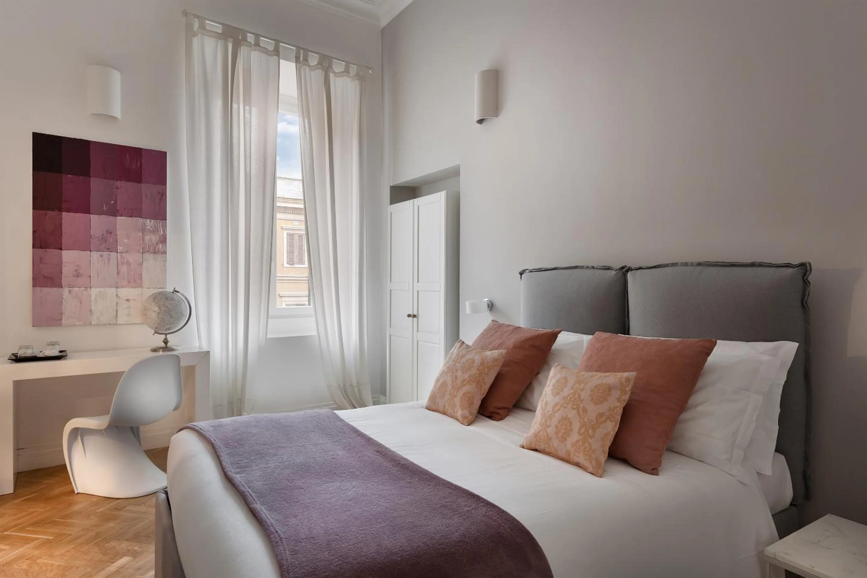 Standard Double Room in DA ME Suites