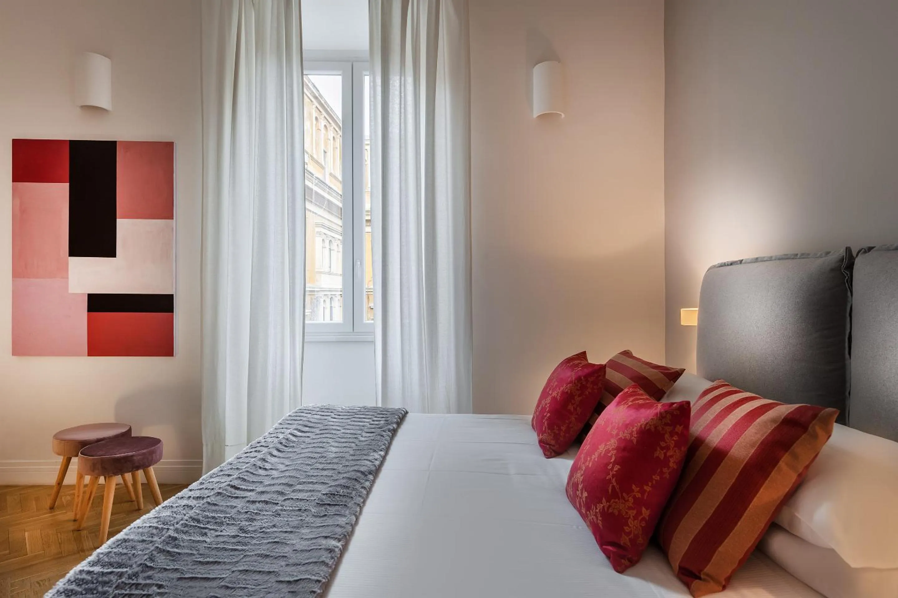 Deluxe Room in DA ME Suites