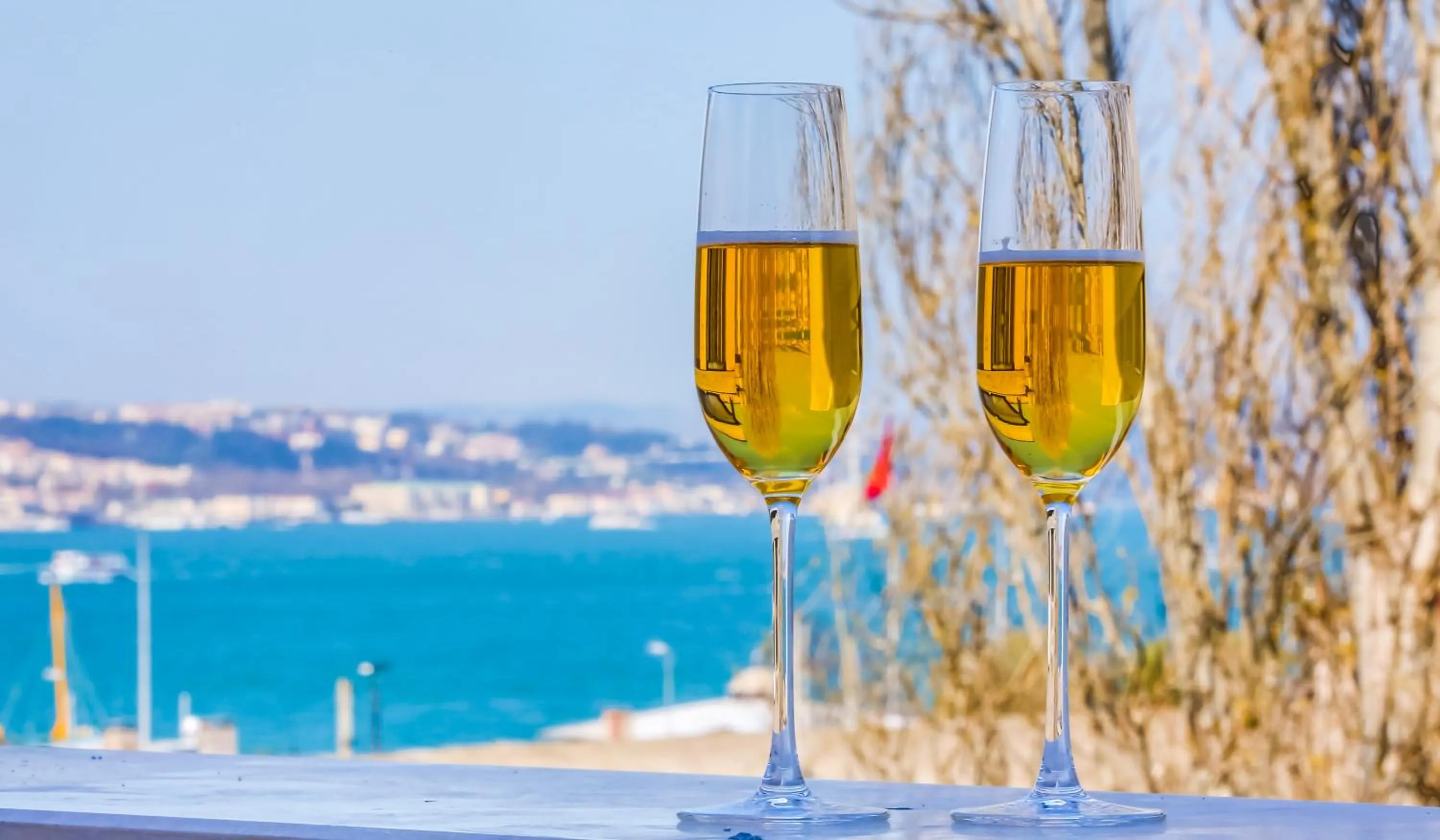 Queen Room with Balcony in Barbera Hotel