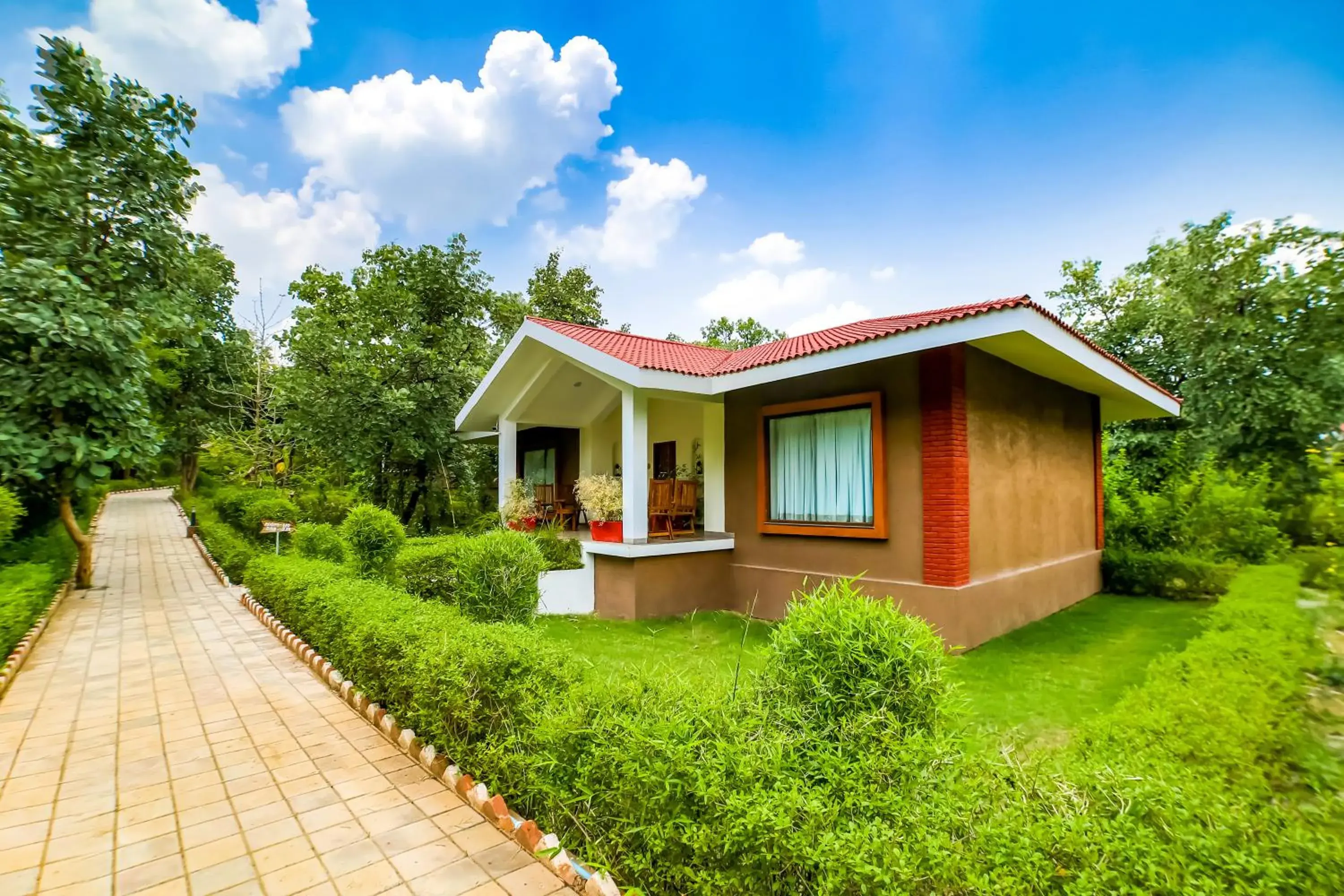 Lemon Tree Wildlife Resort, Bandhavgarh Lemon Tree Wildlife Resort, Bandhavgarh