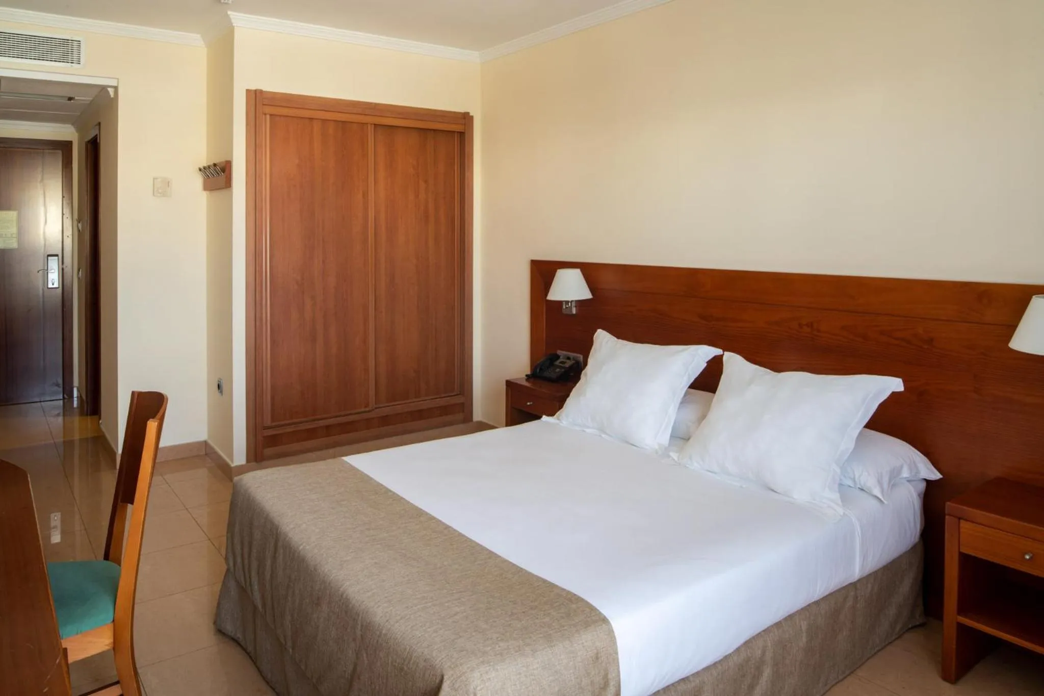 Standard Double or Twin Room in Checkin Diamar
