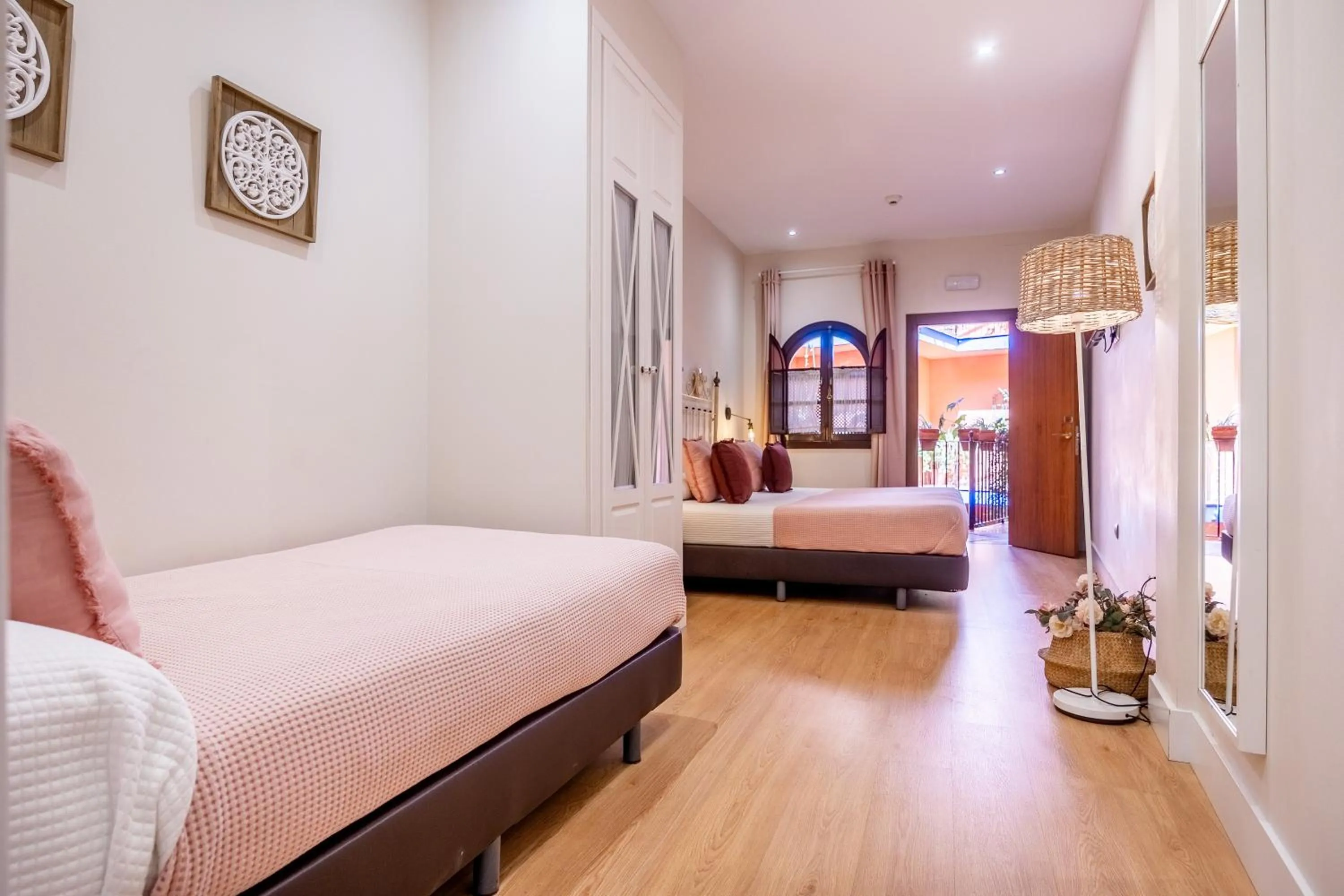 Family Room (2 Adults + 2 Children) in Patio de La Alameda