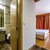 Double Room (1 Adult) in Alcalá Plaza