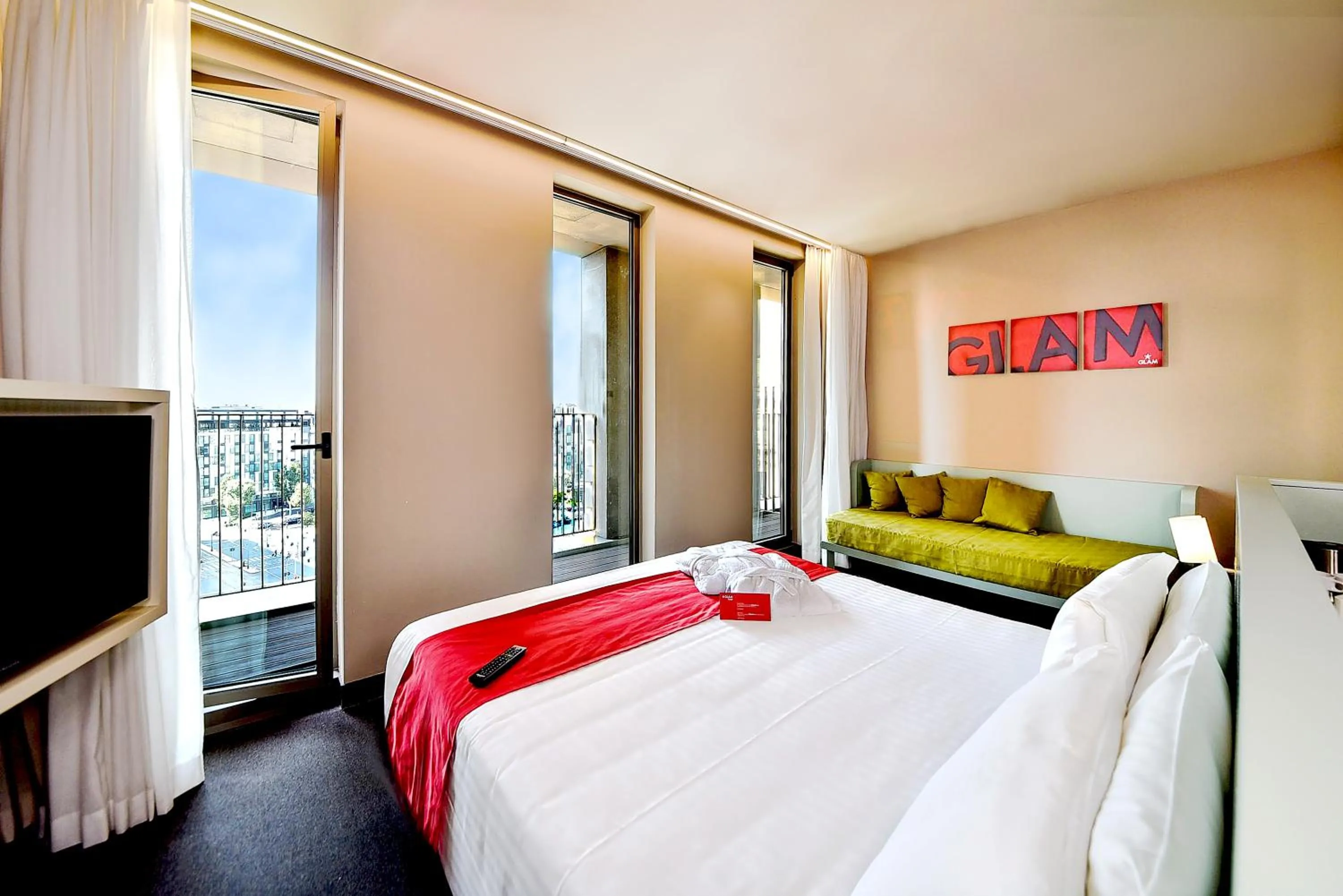 Double Room with Balcony and View in Glam Milano