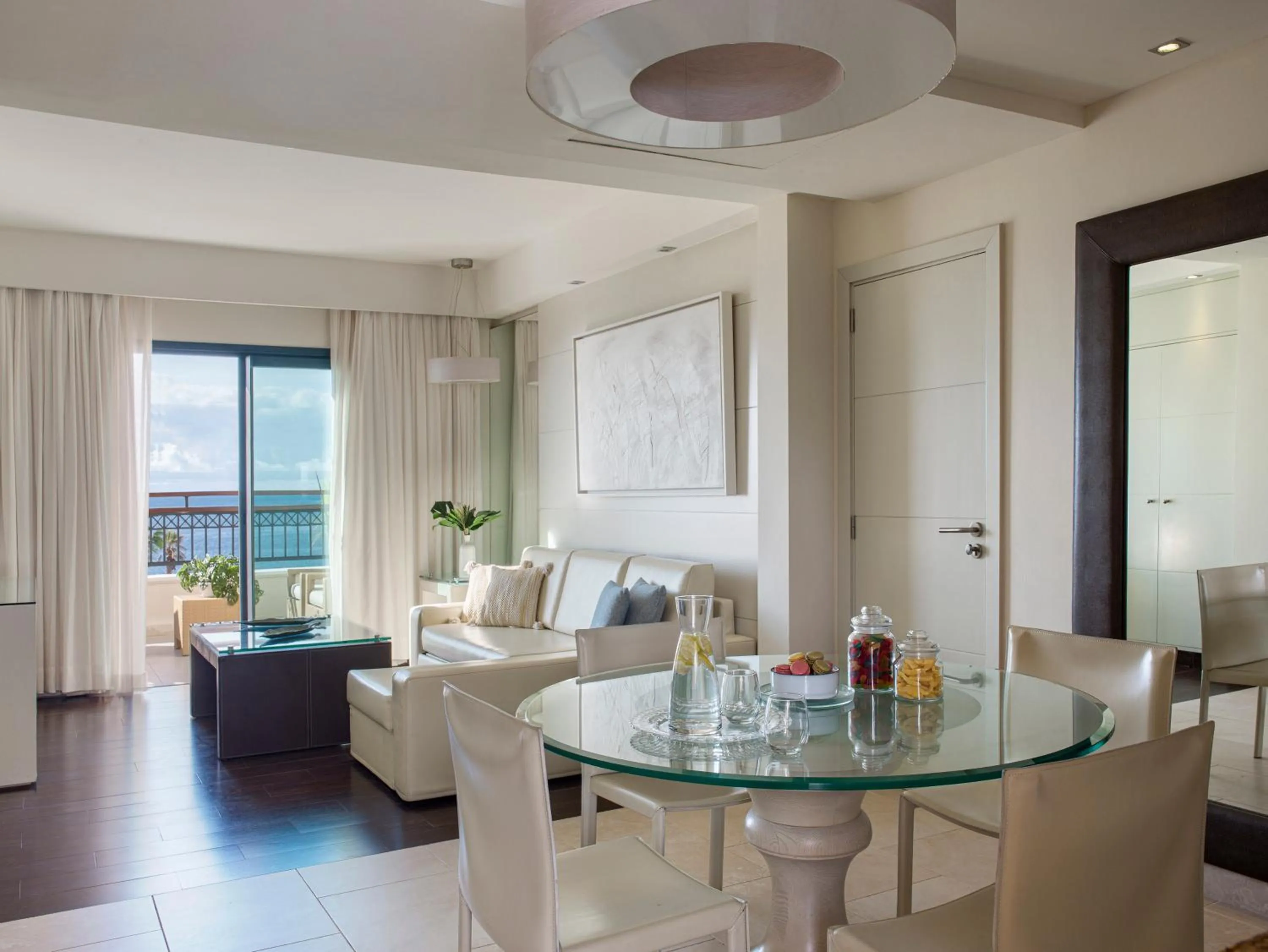 Red Level Suite Ocean View in Gran Melia Palacio de Isora Resort & Spa