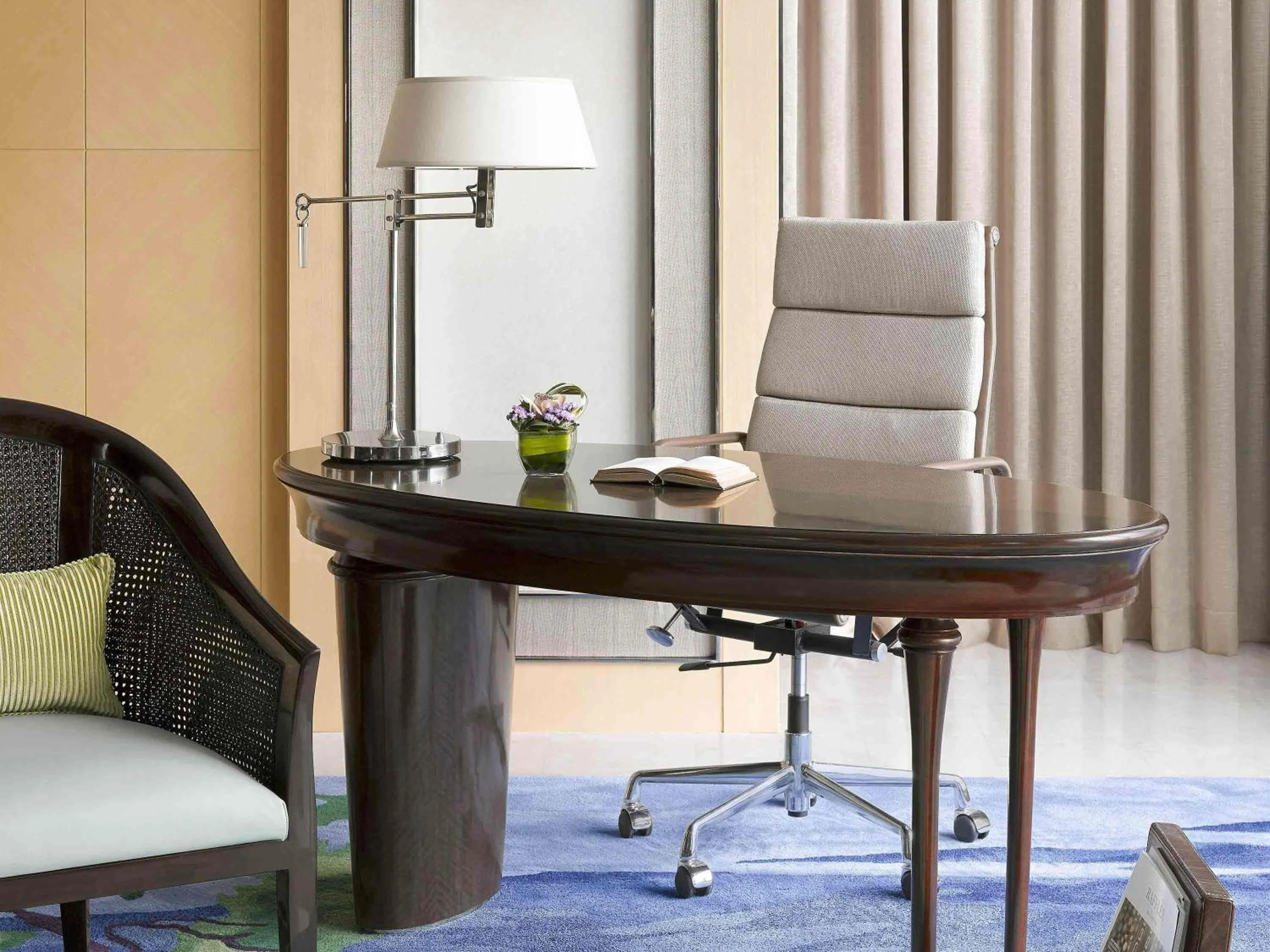 Raffles King Room in Raffles Jakarta