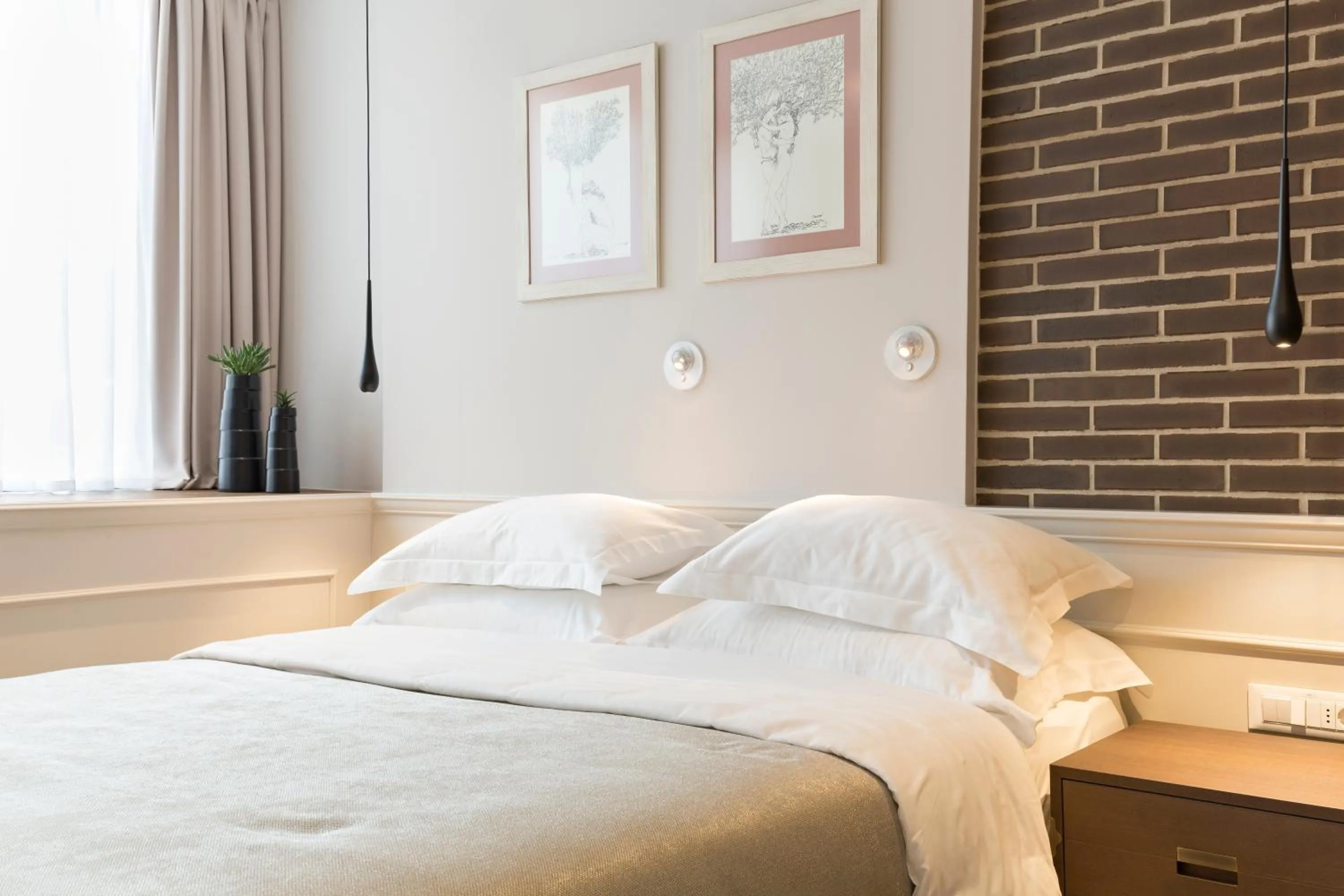 Superior Double Room in Envoy Hotel