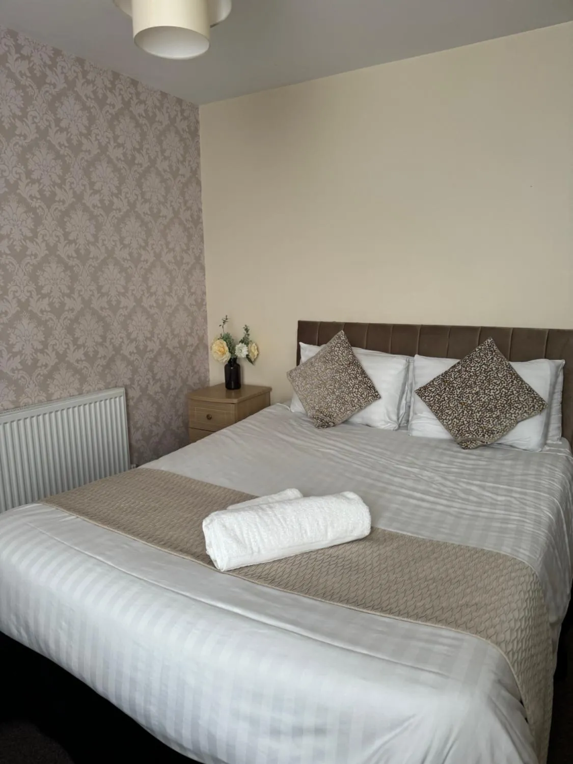 Comfort Triple Room with Shower - single occupancy in The Station Hotel