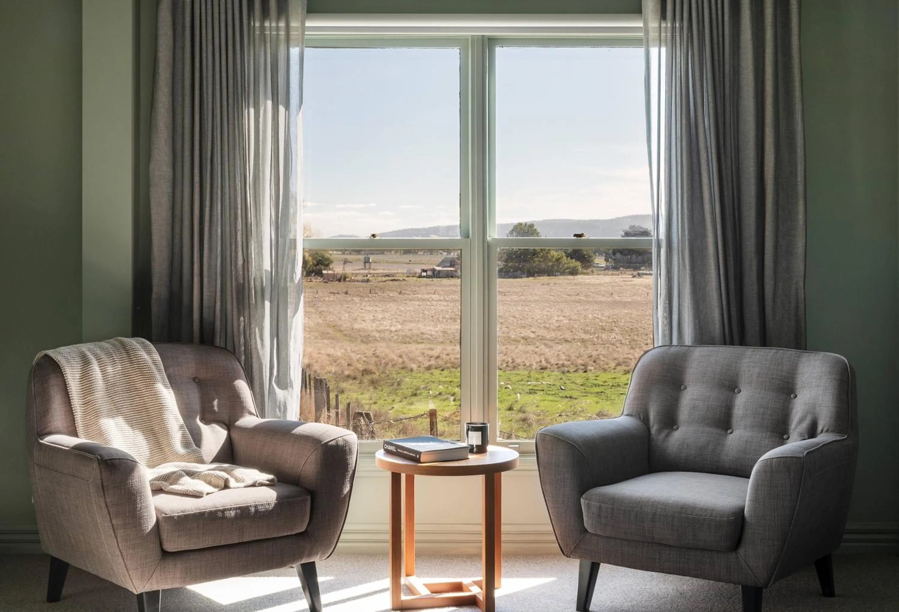 Suite in Cleveland Estate