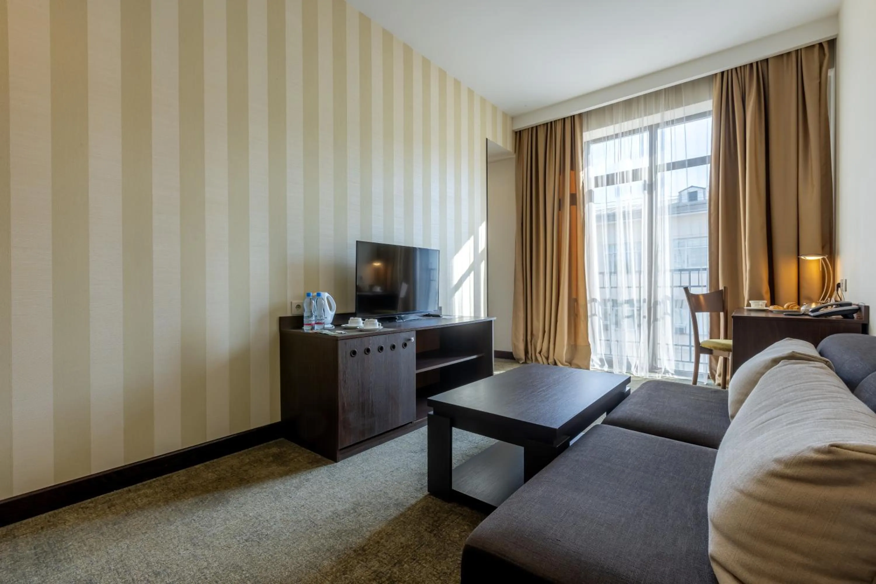 Family Room in Citrus Hotel