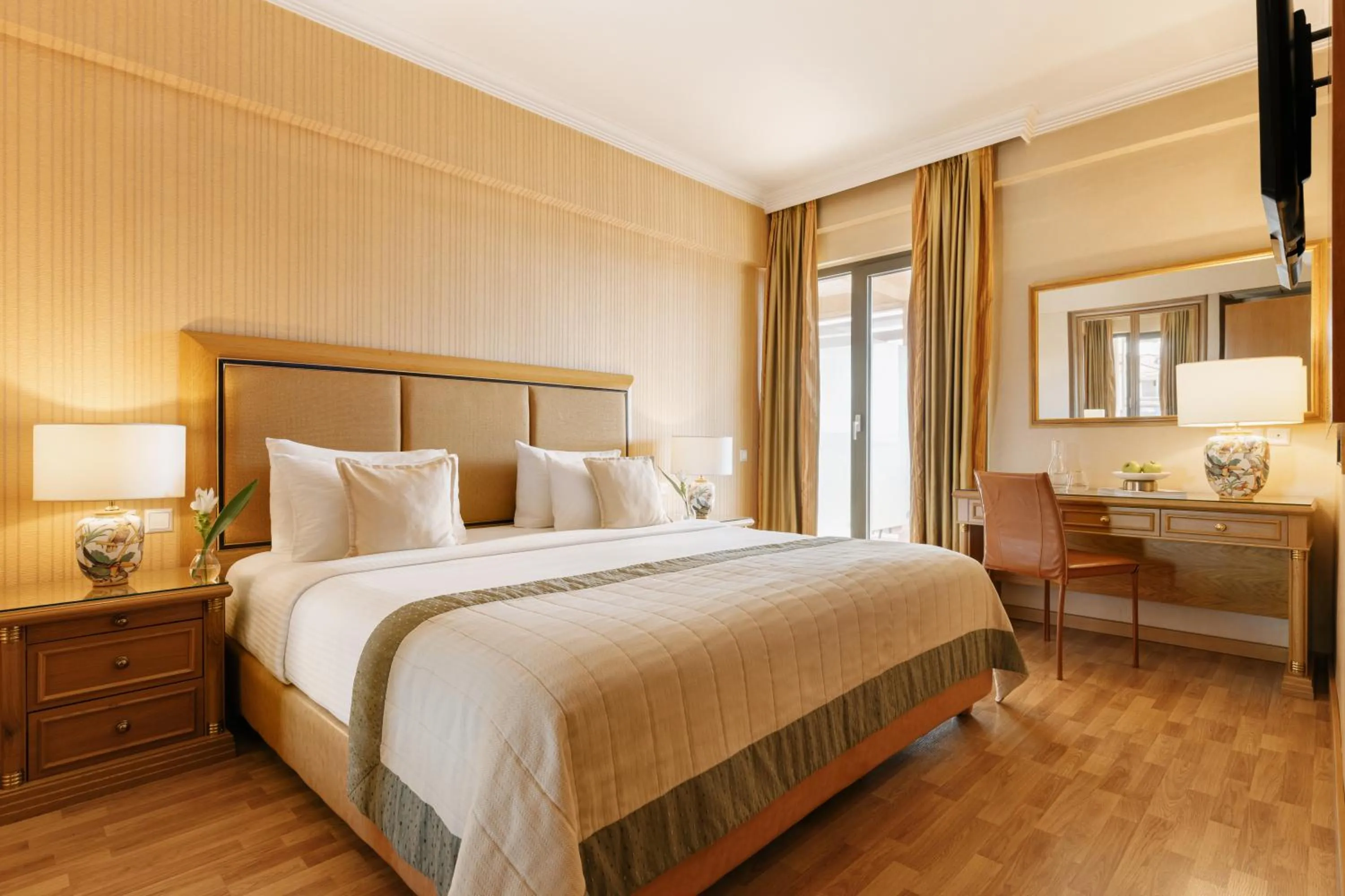 Superior Suite in Divani Palace Larissa