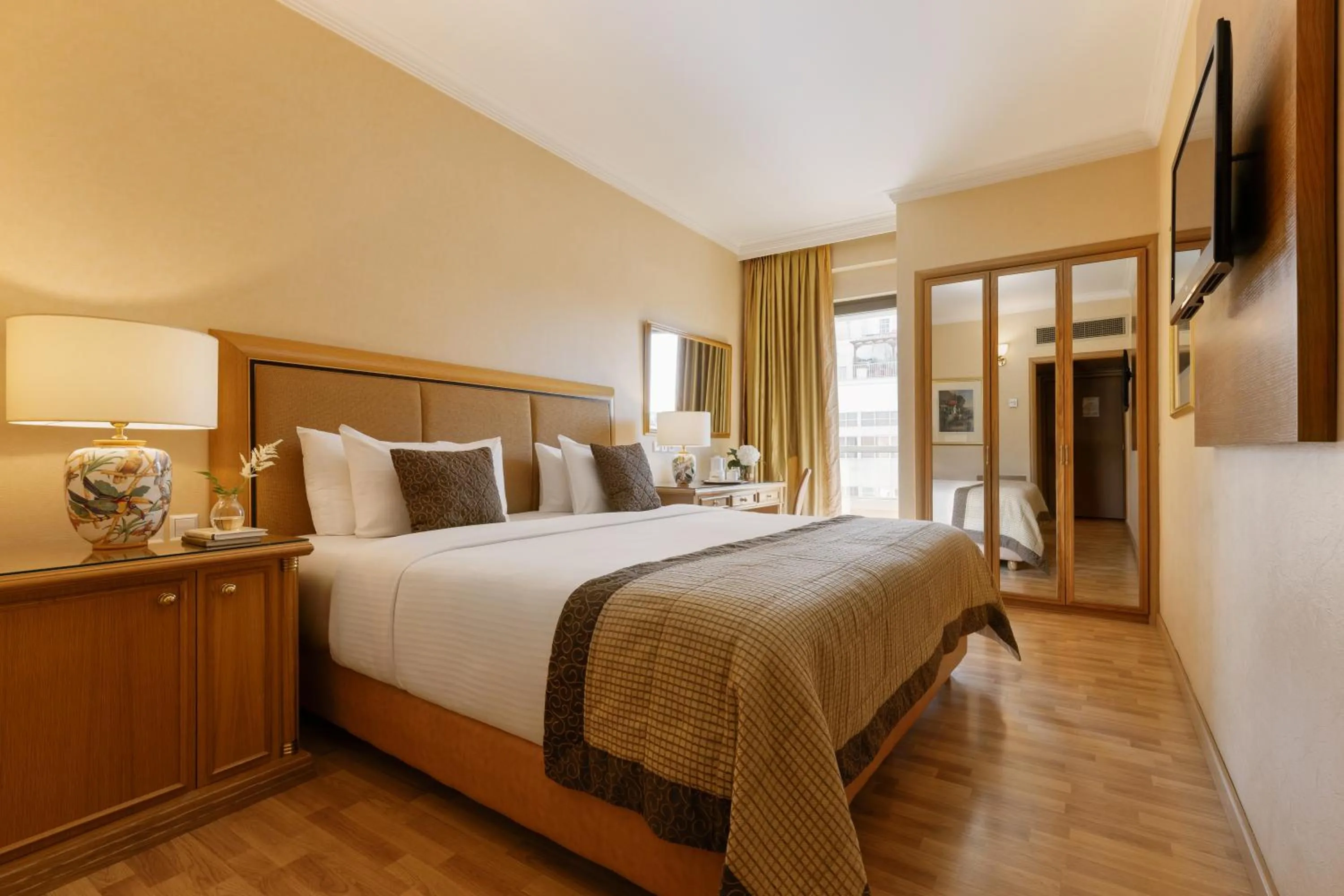 Superior Triple Room in Divani Palace Larissa