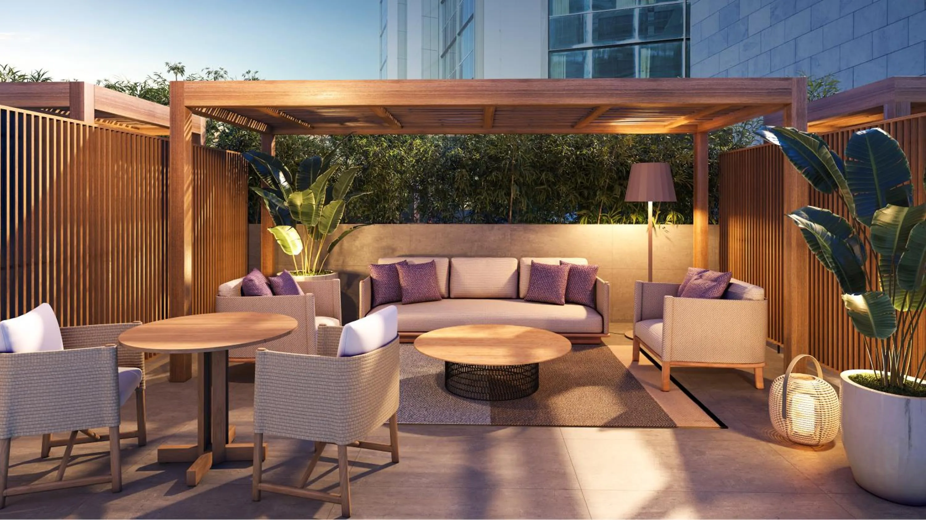 Extra ME+ with Patio in ME Lisbon by Meliá