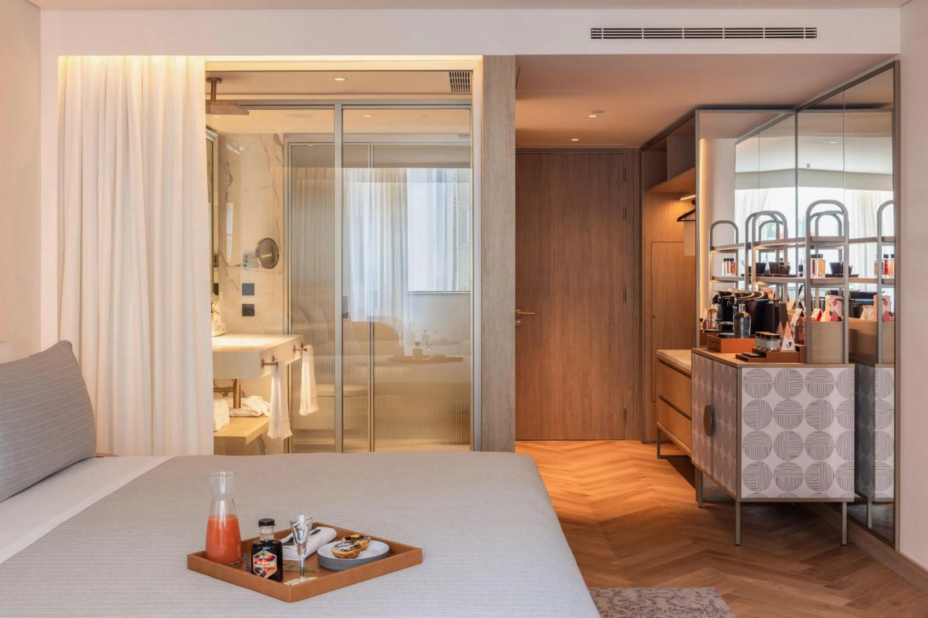 Interconnecting Always ME in ME Lisbon by Meliá