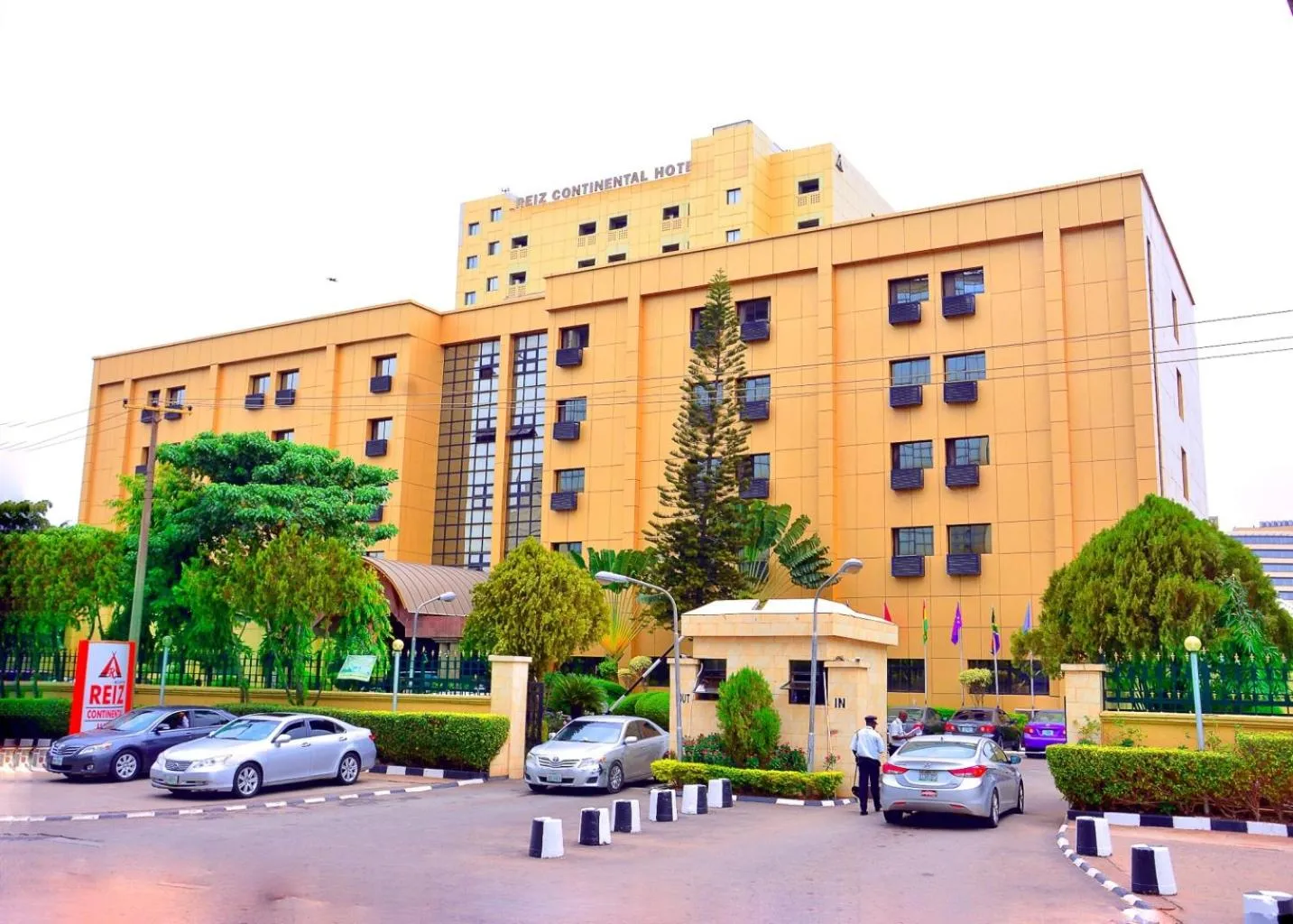 Reiz Continental Hotel, Abuja
