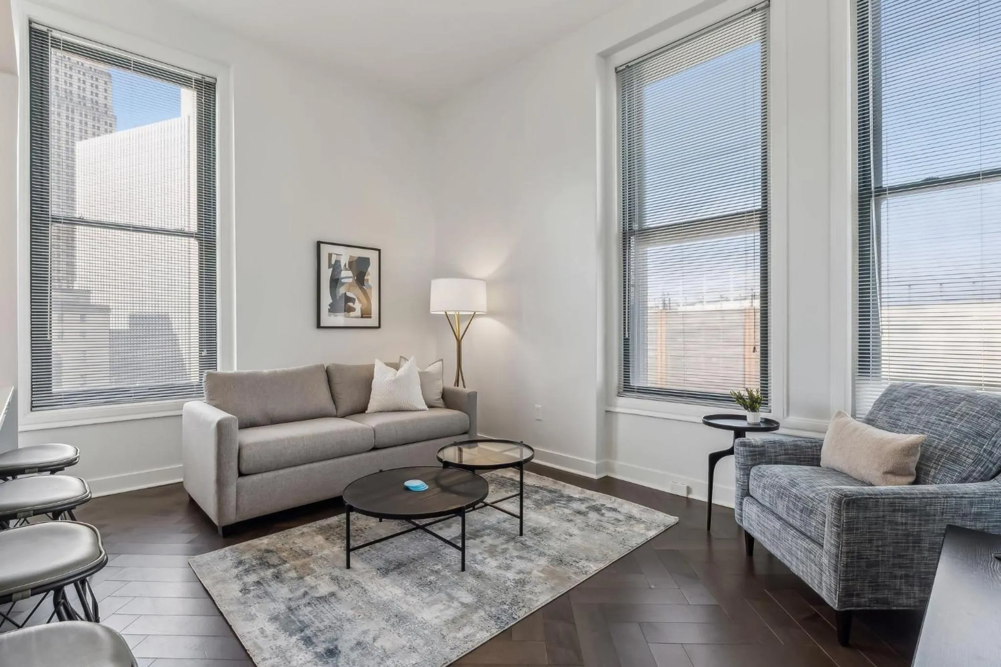 Deluxe One-Bedroom Apartment in Placemakr Downtown Pittsburgh at The Pennsylvanian
