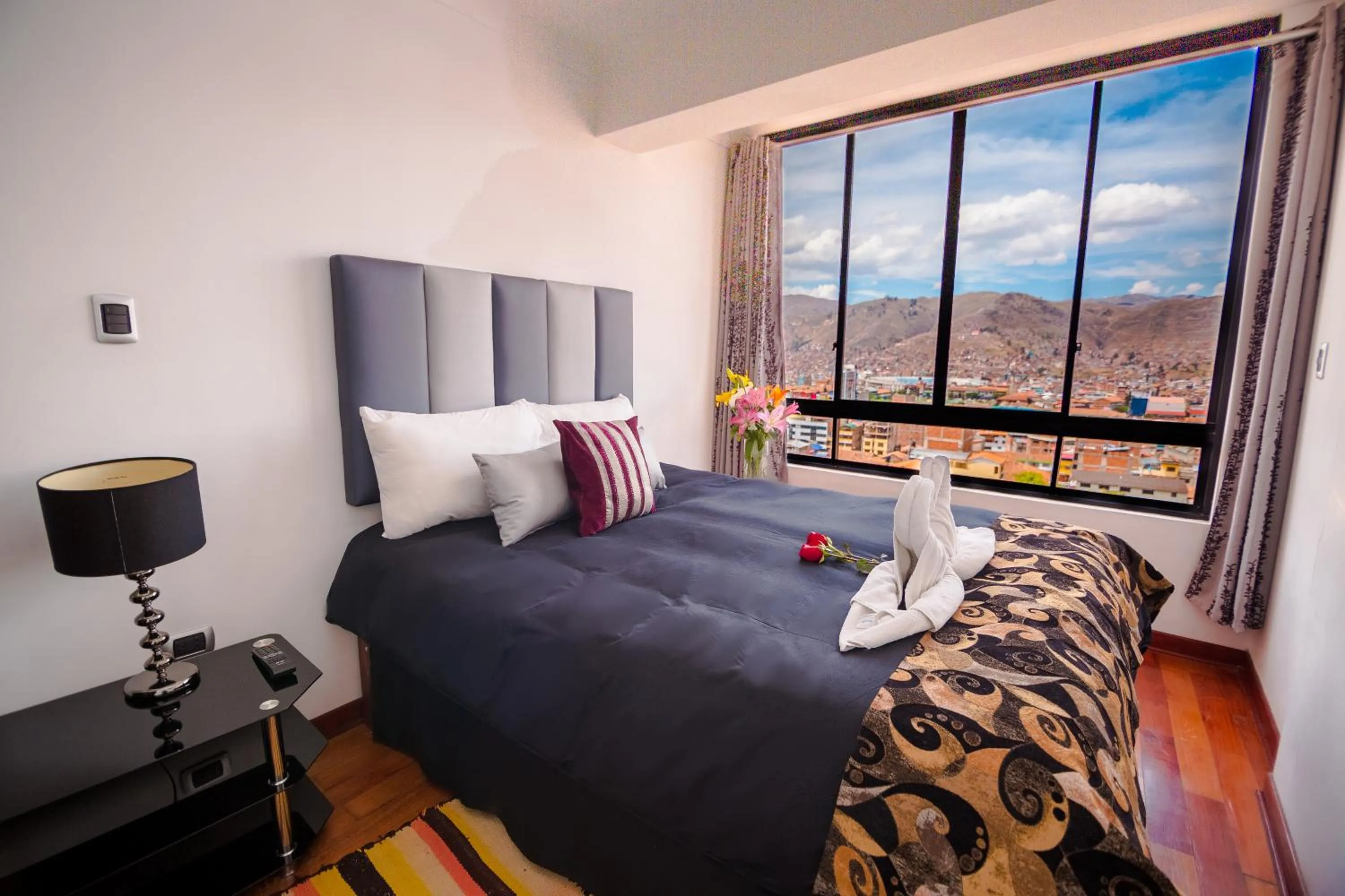 Double Room with Private Bathroom - single occupancy in RHOUSE Cusco