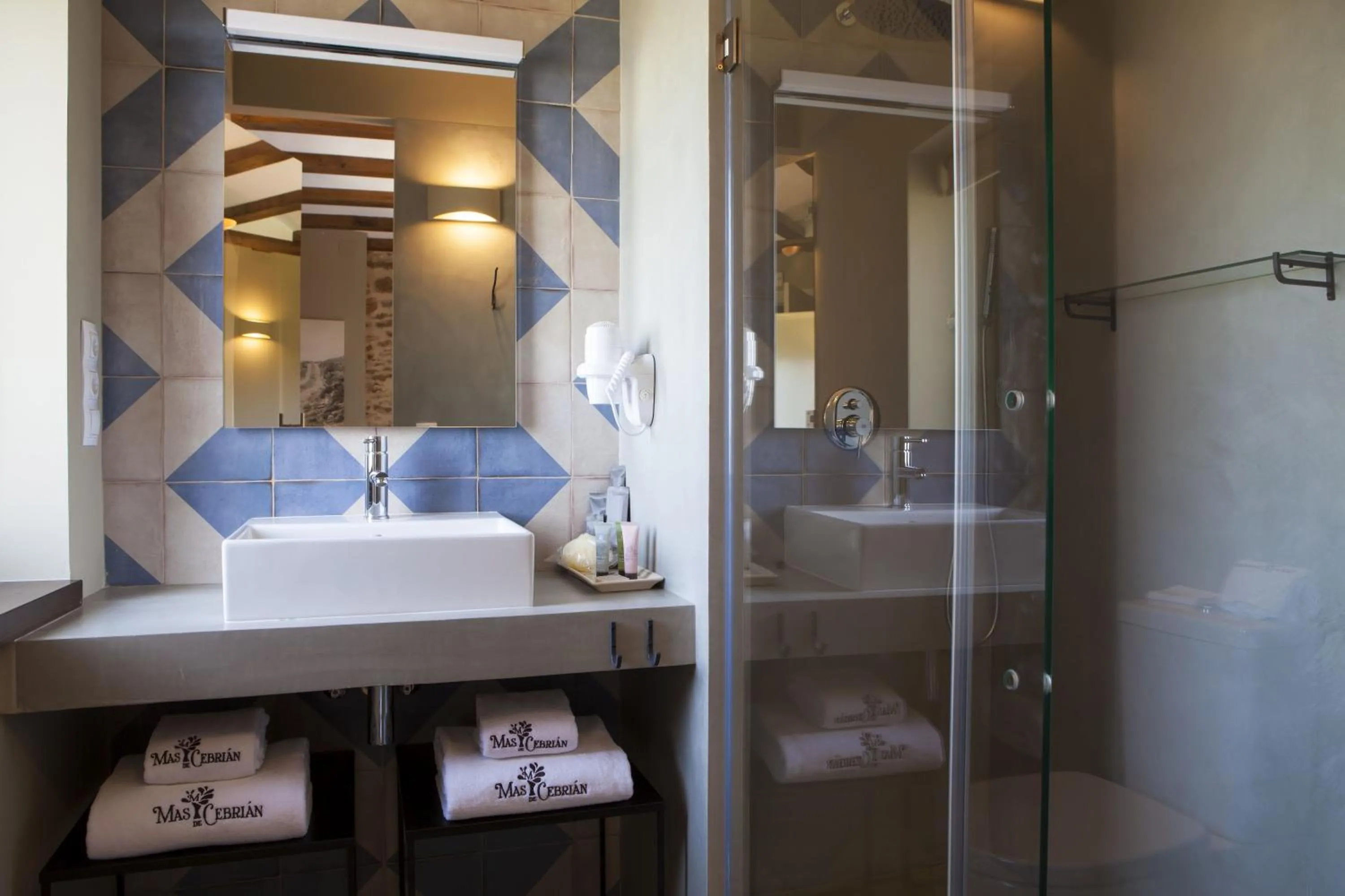 Double or Twin Room in Hotel Mas De Cebrian