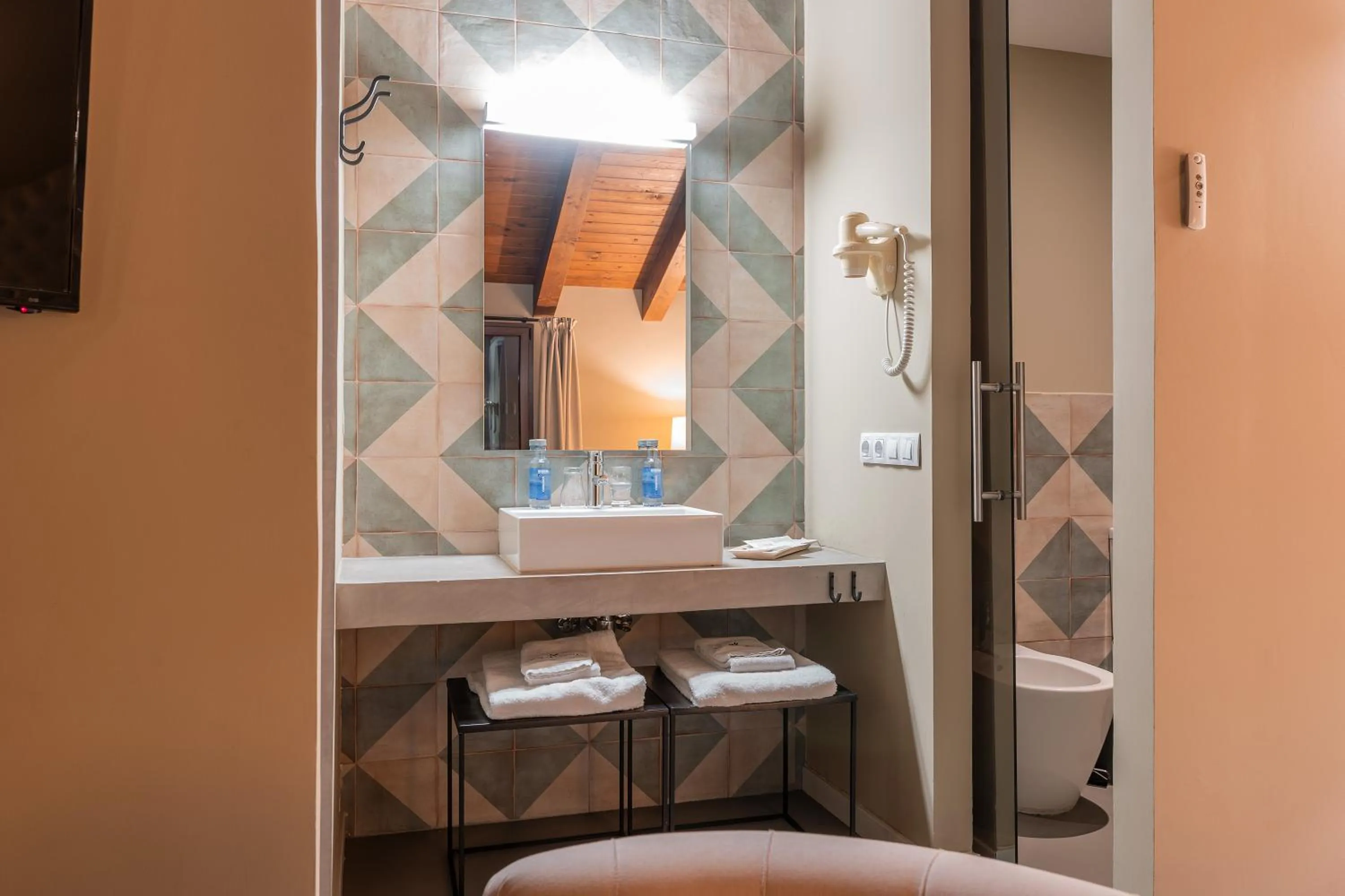 Suite with Mountain View in Hotel Mas De Cebrian