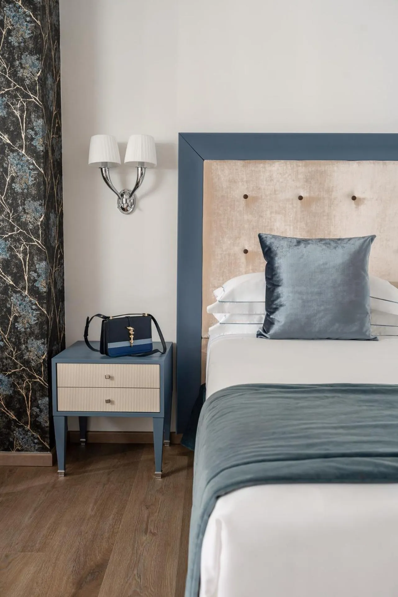 Deluxe Triple Room in Grand Hotel Gallia