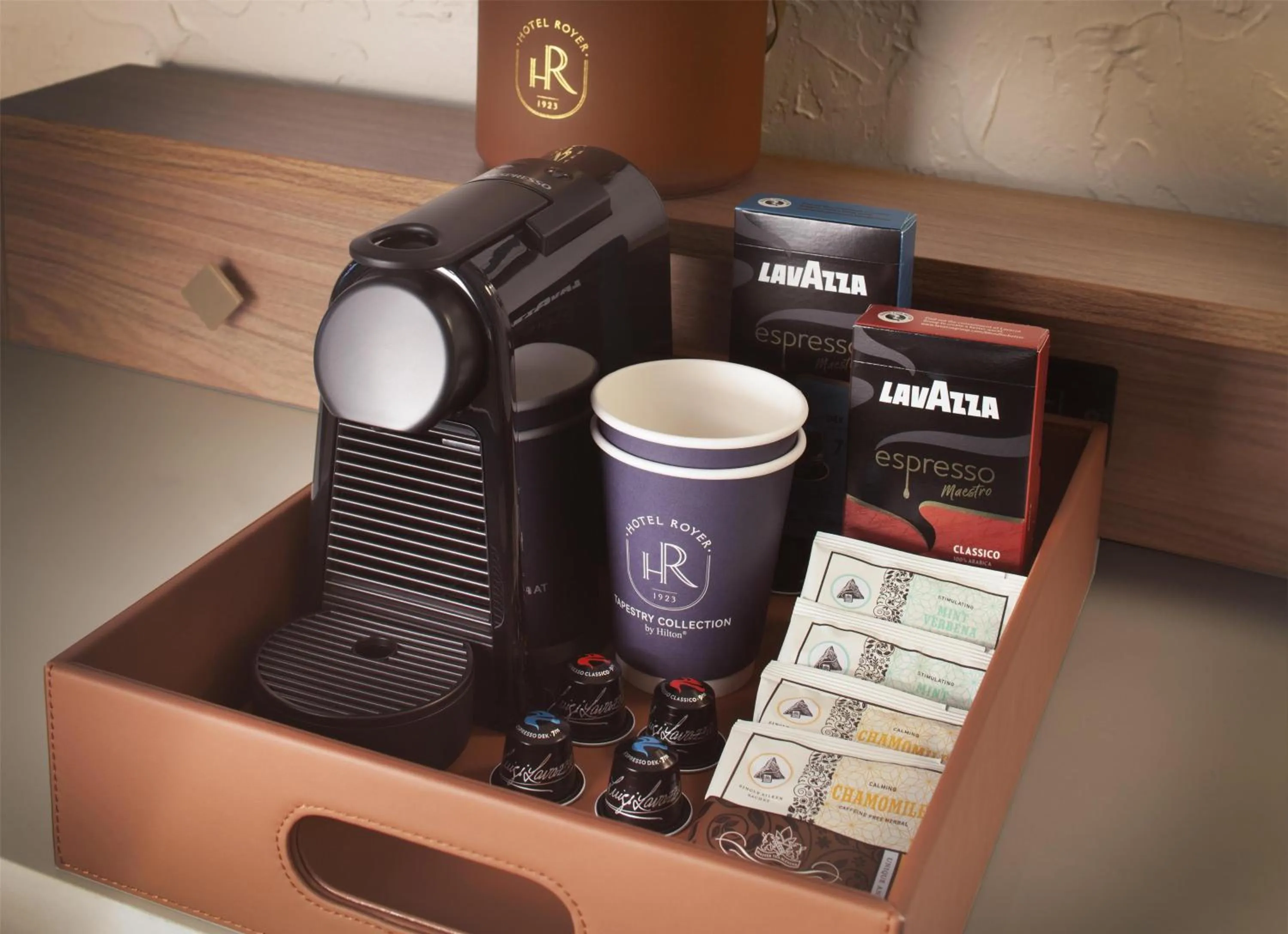 King Room with Tub - Mobility and Hearing Access in Hotel Royer Urbana Champaign, Tapestry Collection by Hilton