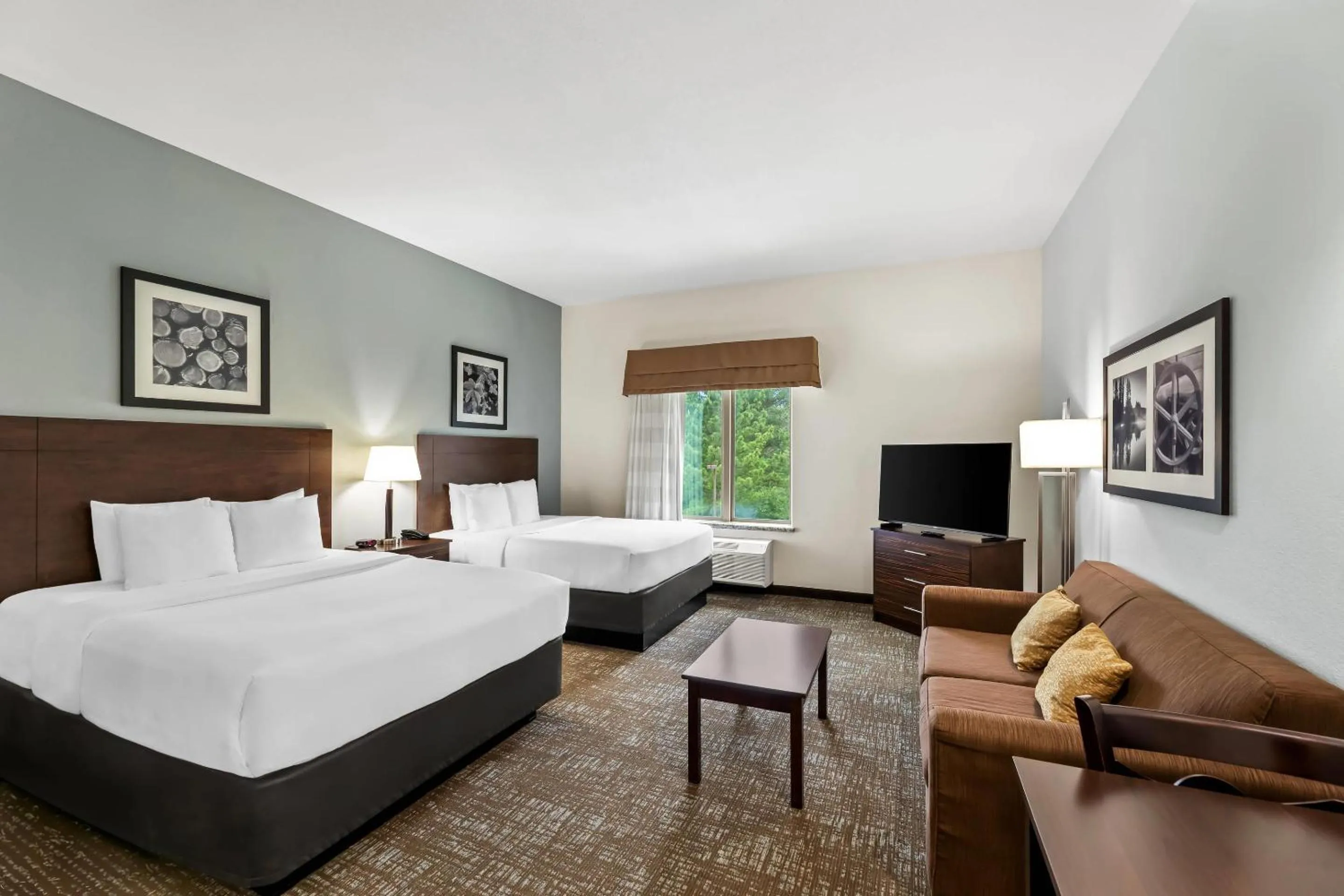 Queen Room with Two Queen Beds in MainStay Suites Lufkin