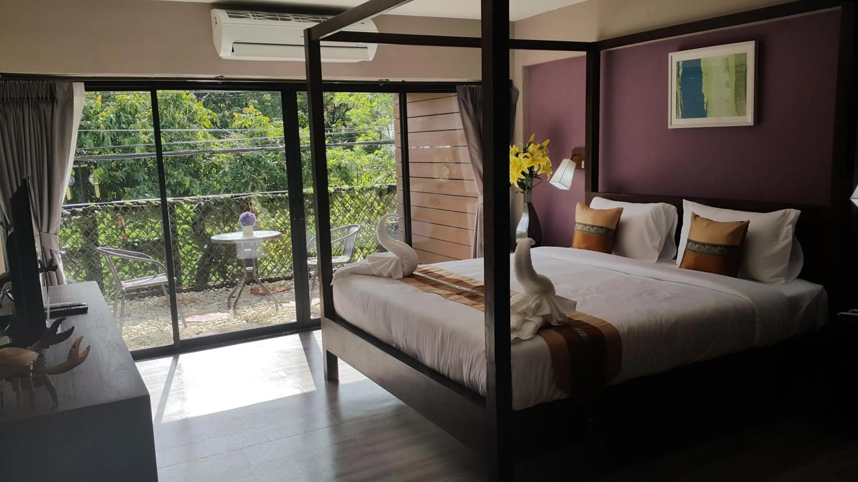 Deluxe Double Room in Big Tree Old Town Hotel