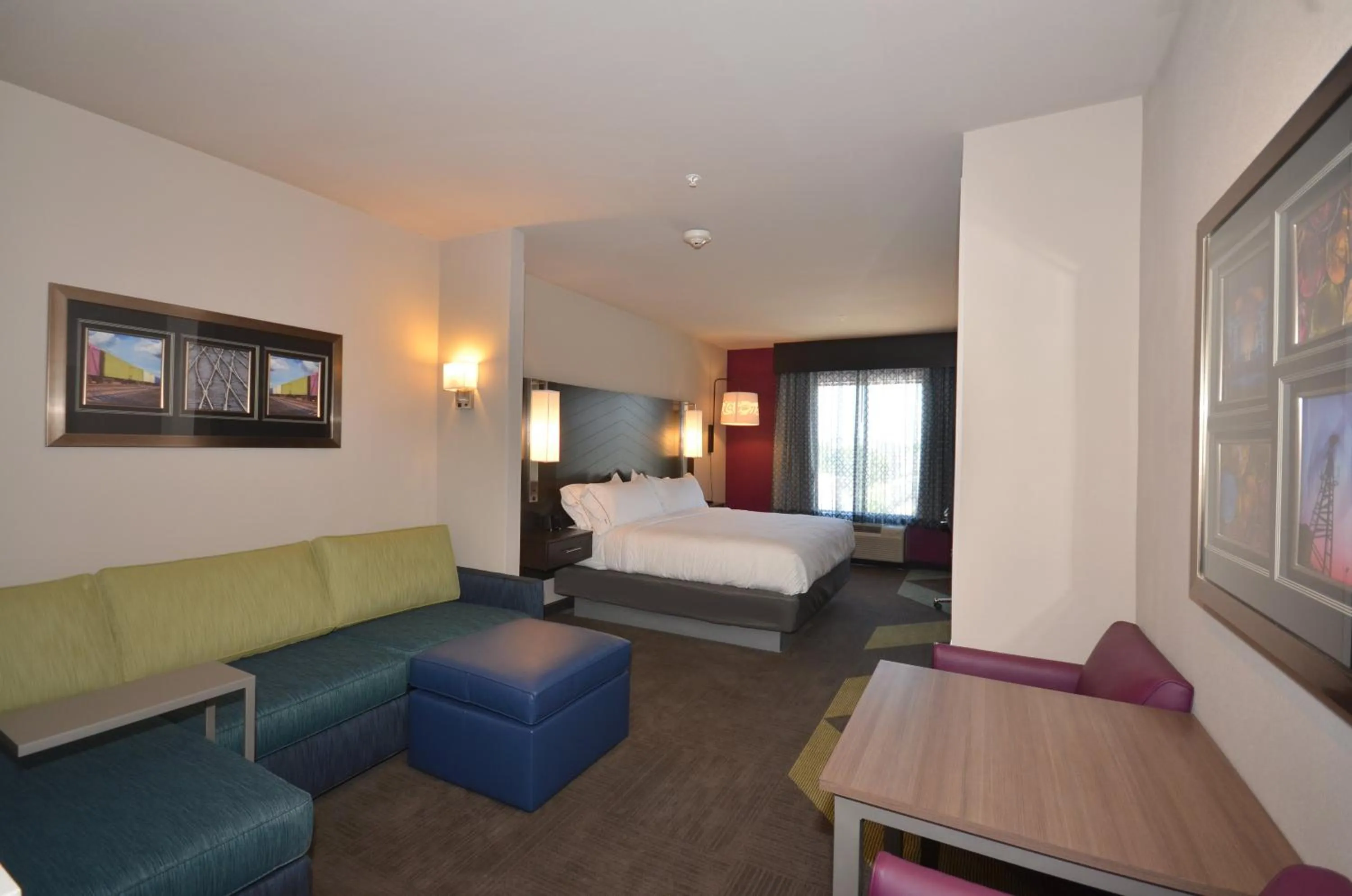 Suite with Two Queen Beds in Holiday Inn Express & Suites Oklahoma City Mid - Arpt Area by IHG
