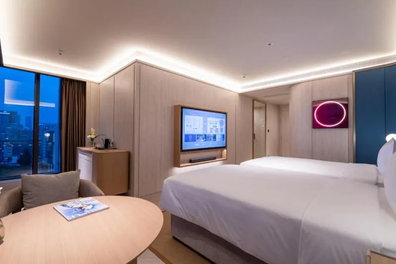 Twin Room in Shanghai Changfeng Business District Orange Crystal Hotel