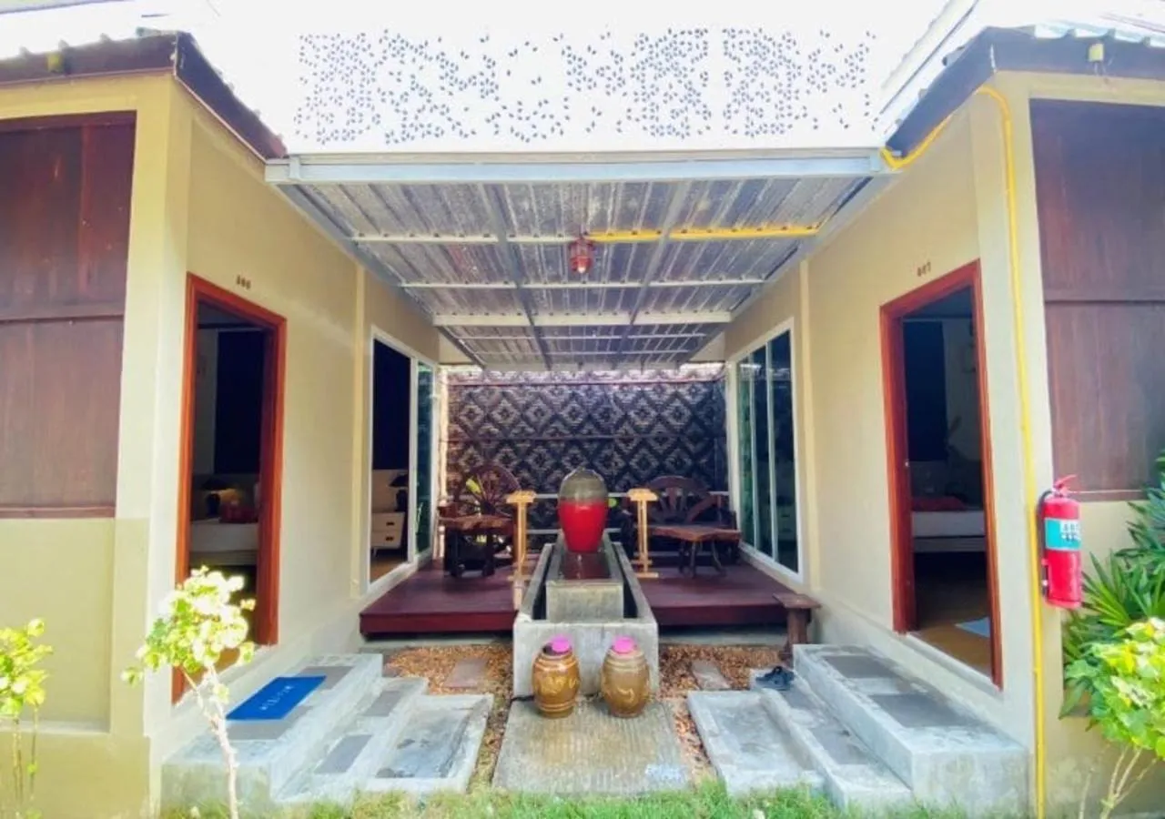 Superior Bungalow in Paradise Resort Phi Phi