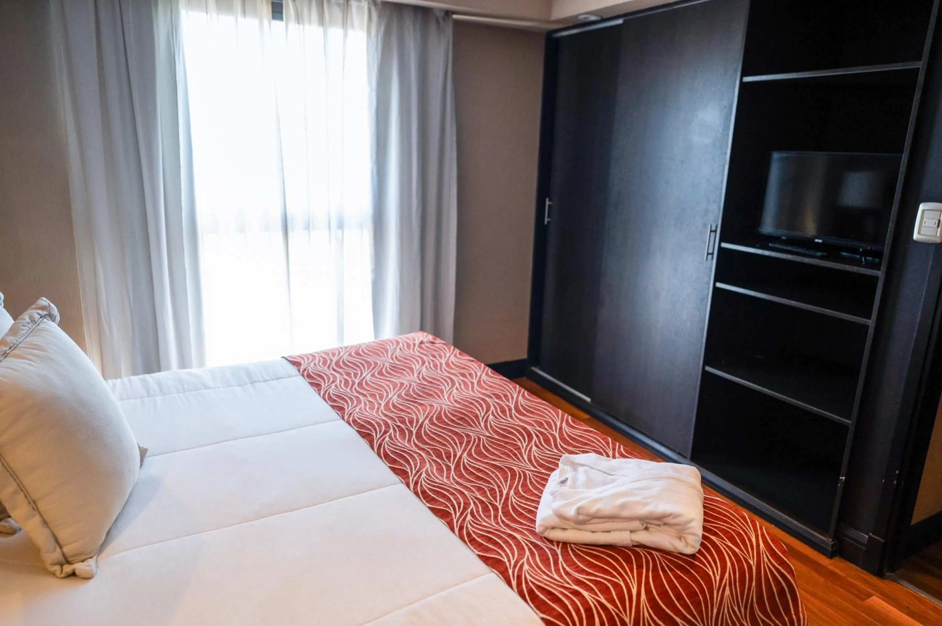 Superior Quadruple Room in Premium Tower Suites Mendoza