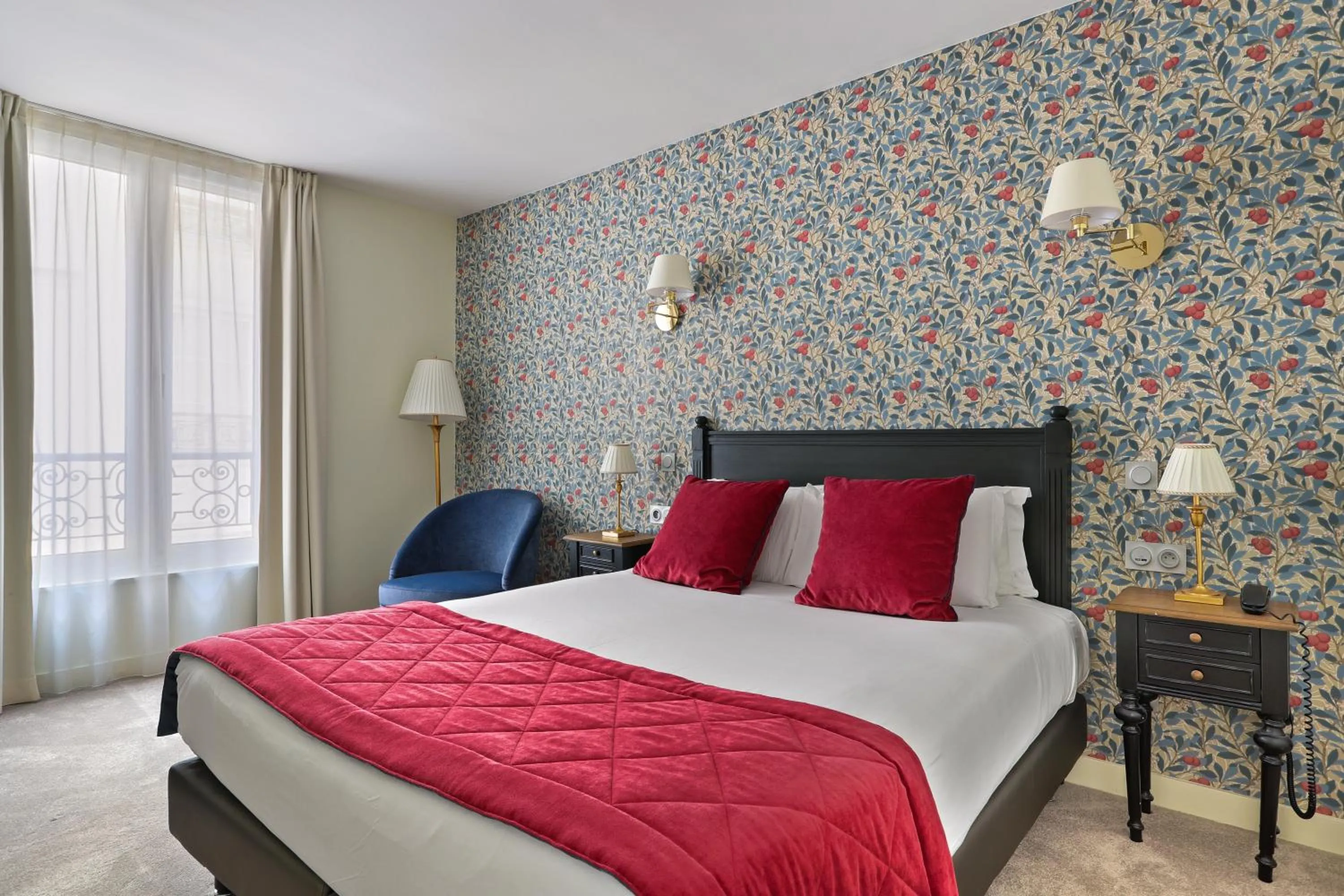 Superior Double or Twin Room in Hôtel de Sèvres