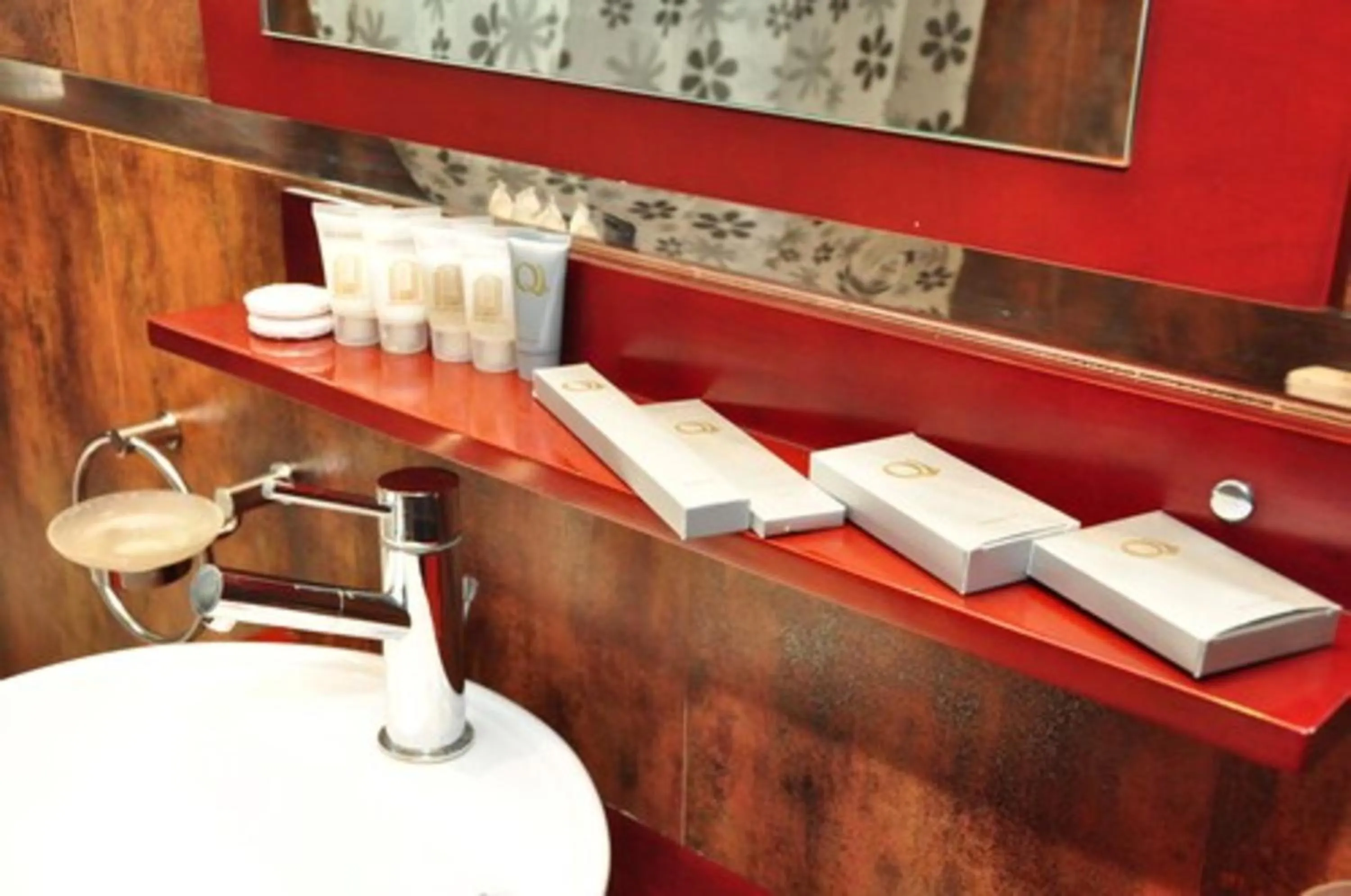 Three-Bedroom Suite in Al Manzil Hotel Bahrain