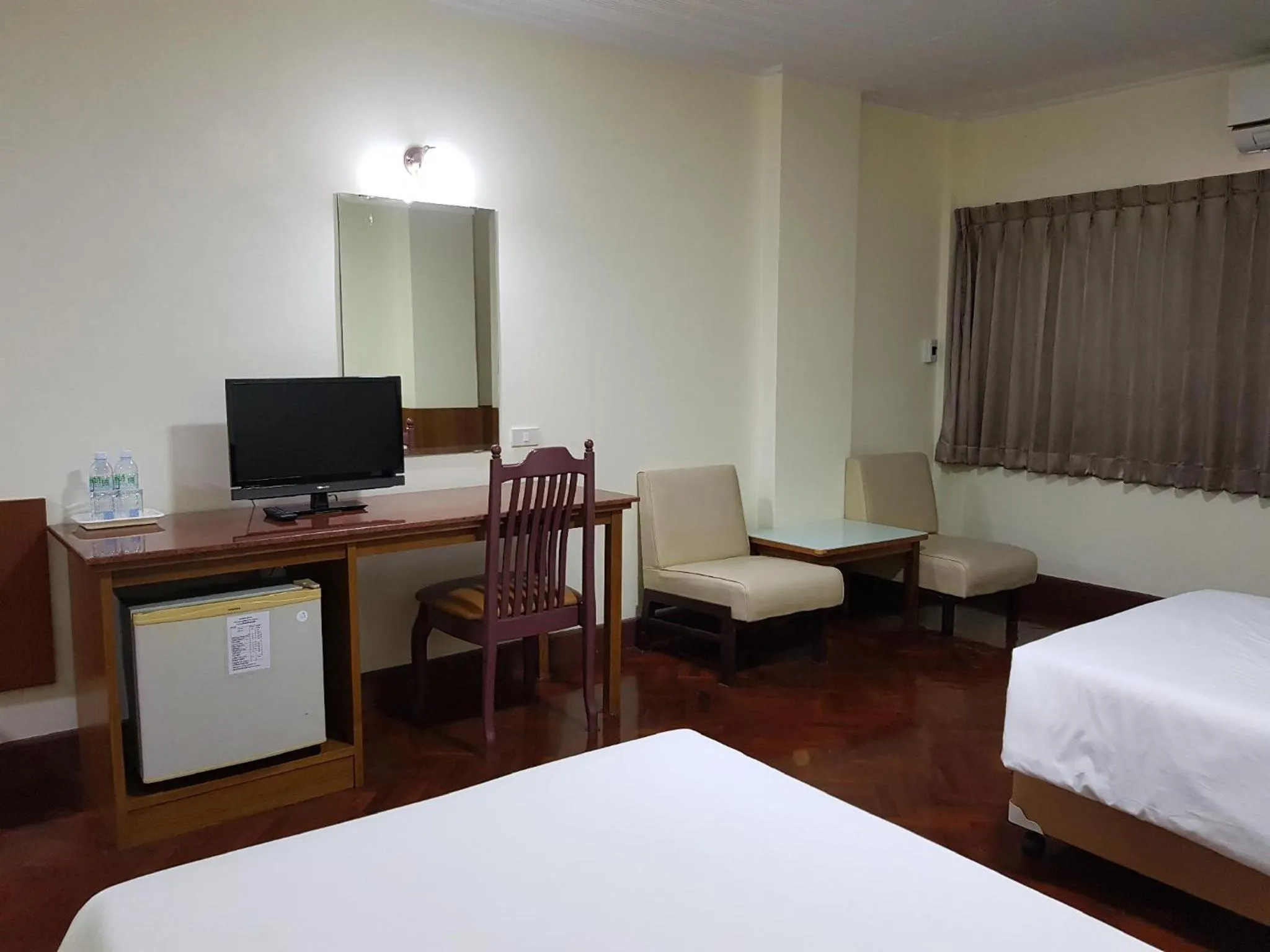 Family Connecting Room in Florida Hotel