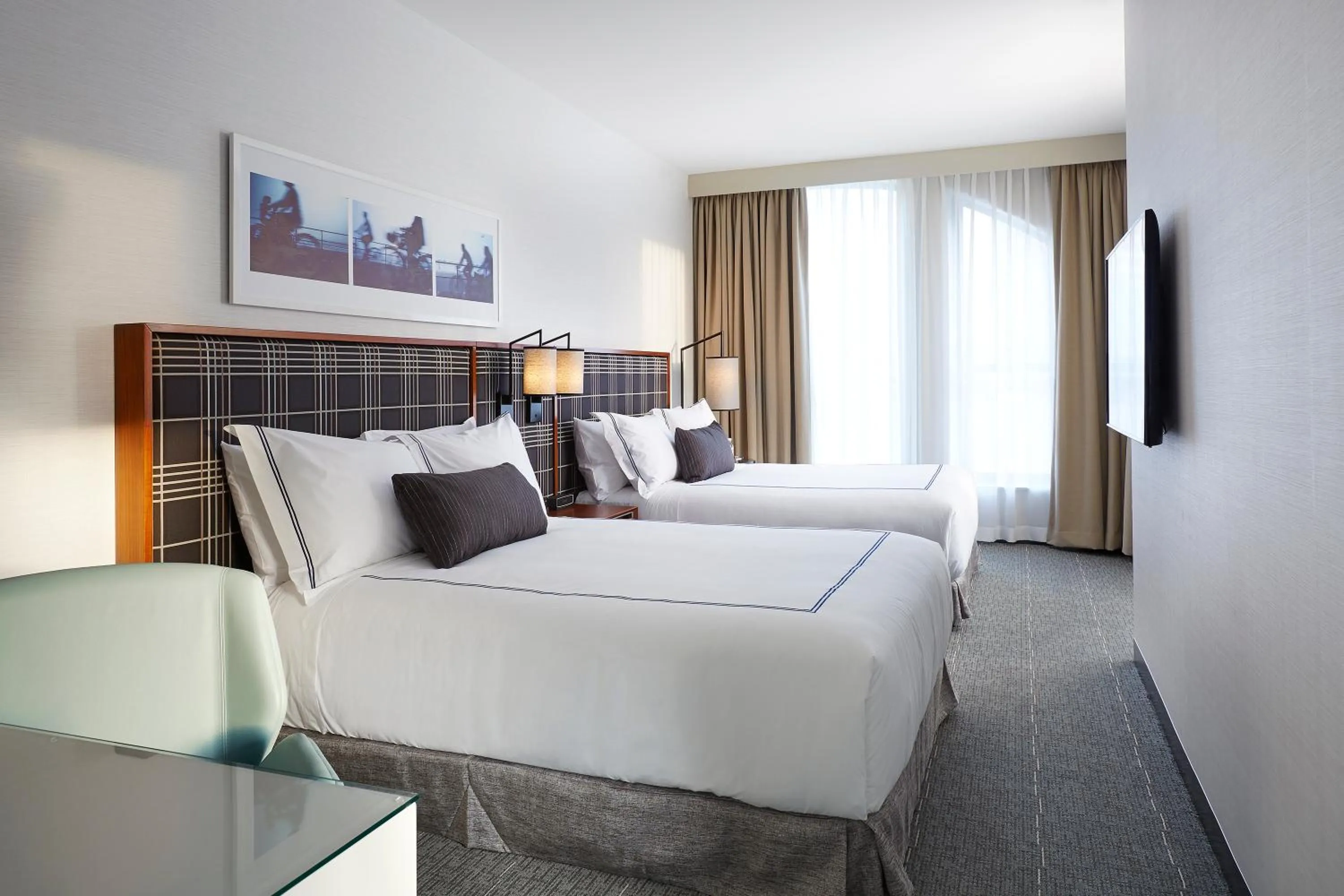 Queen Room with Two Queen Beds in The Godfrey Hotel Boston