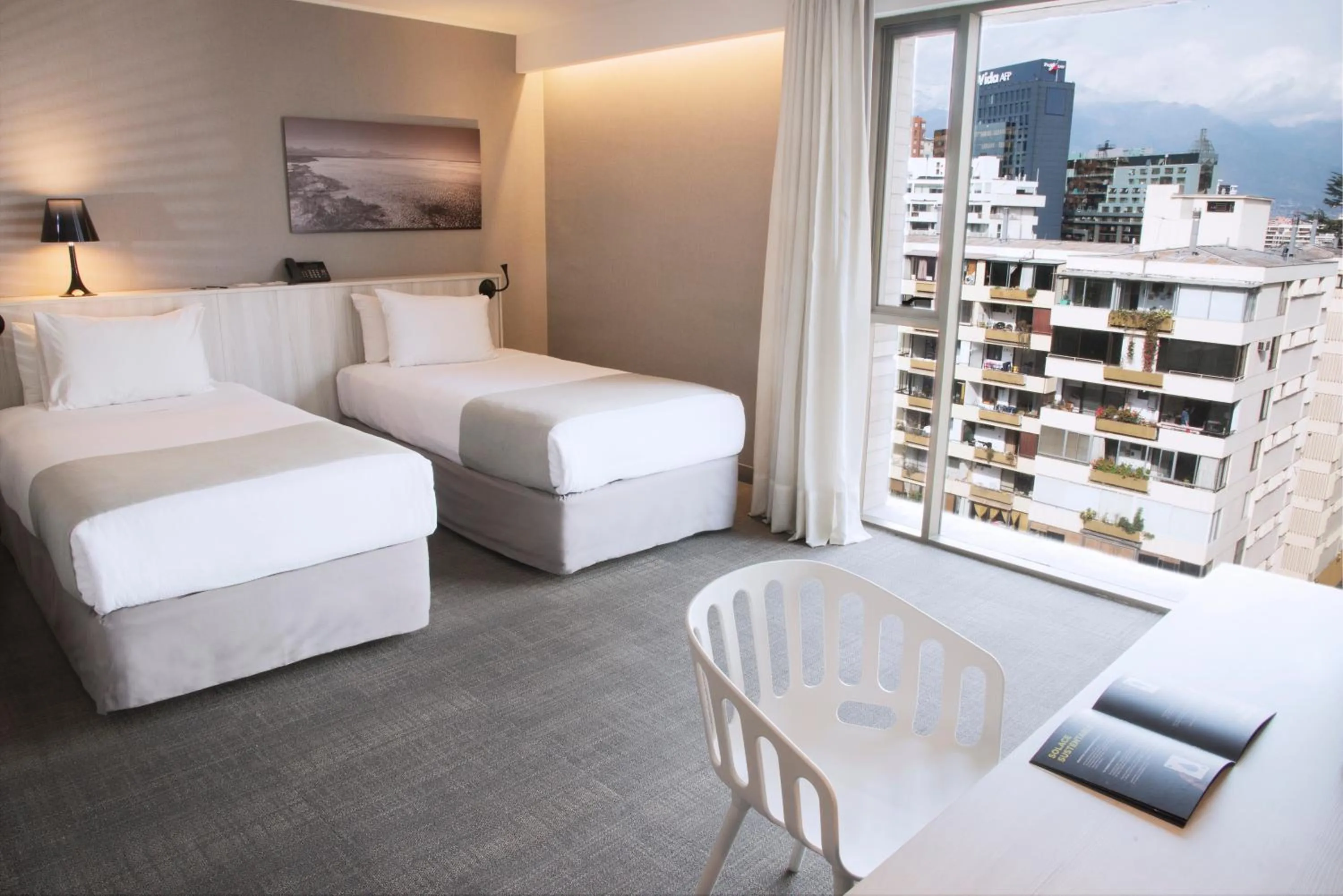 Superior Twin Room in Solace Hotel Santiago