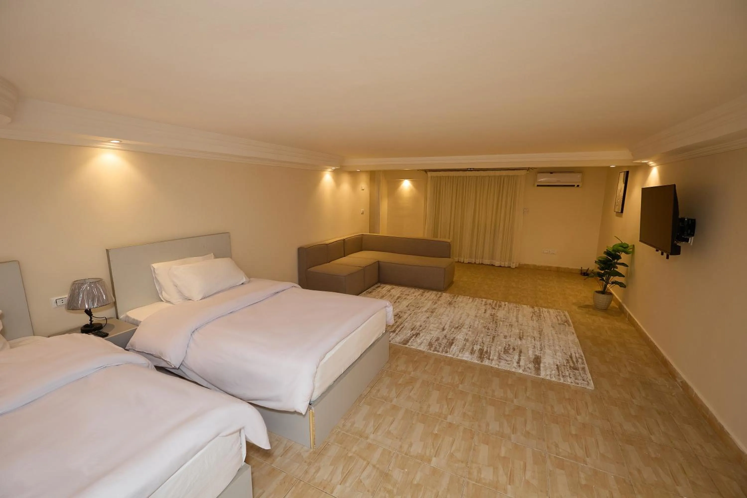 Superior Studio - single occupancy in Settle Inn Al Rehab City A