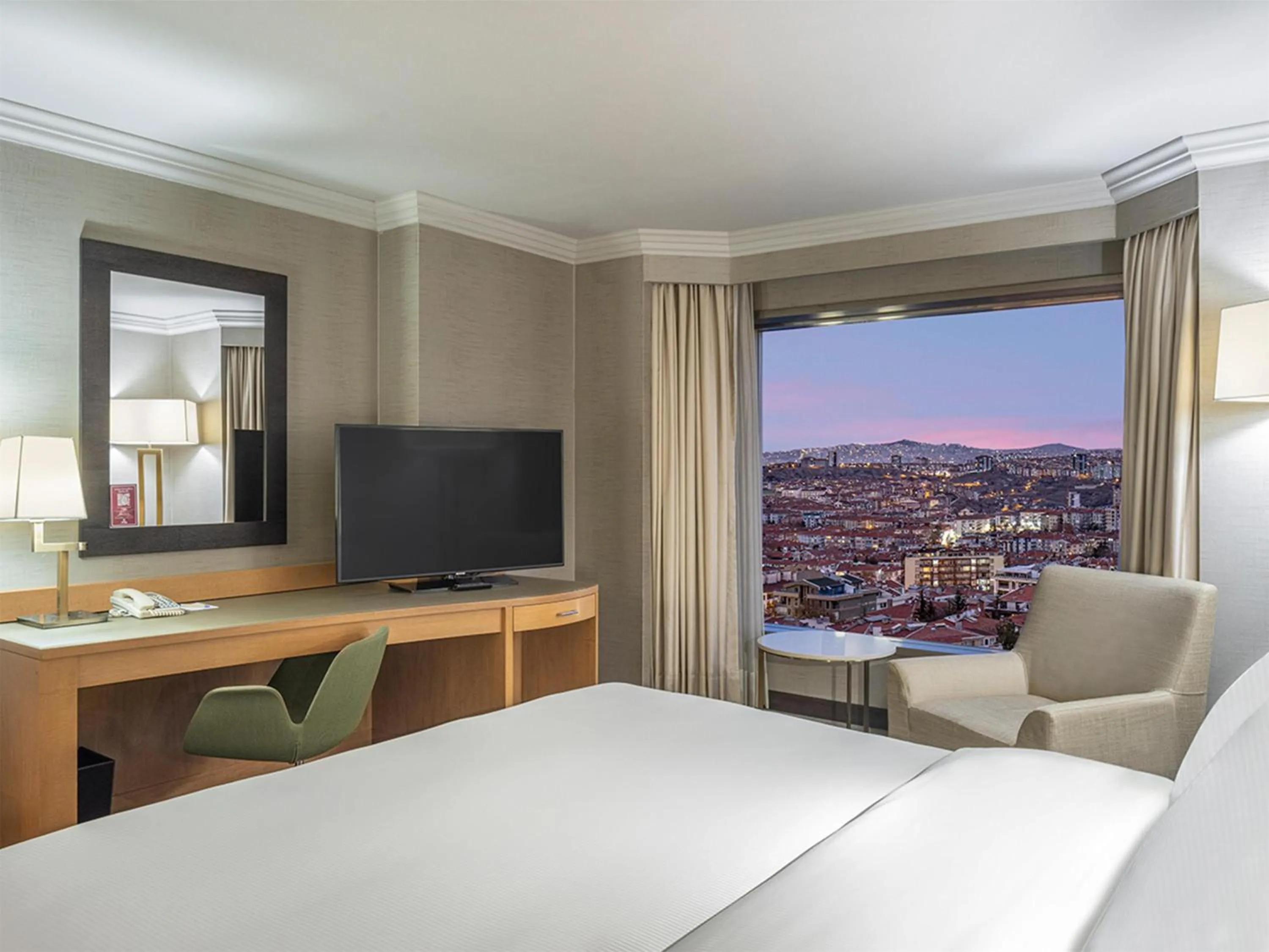 King Room - Mobility Accessible  in Ankara HiltonSA