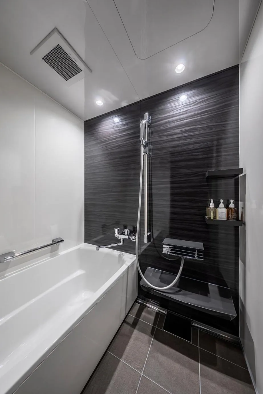 Okinawan Modern King - single occupancy in Estinate Hotel Naha