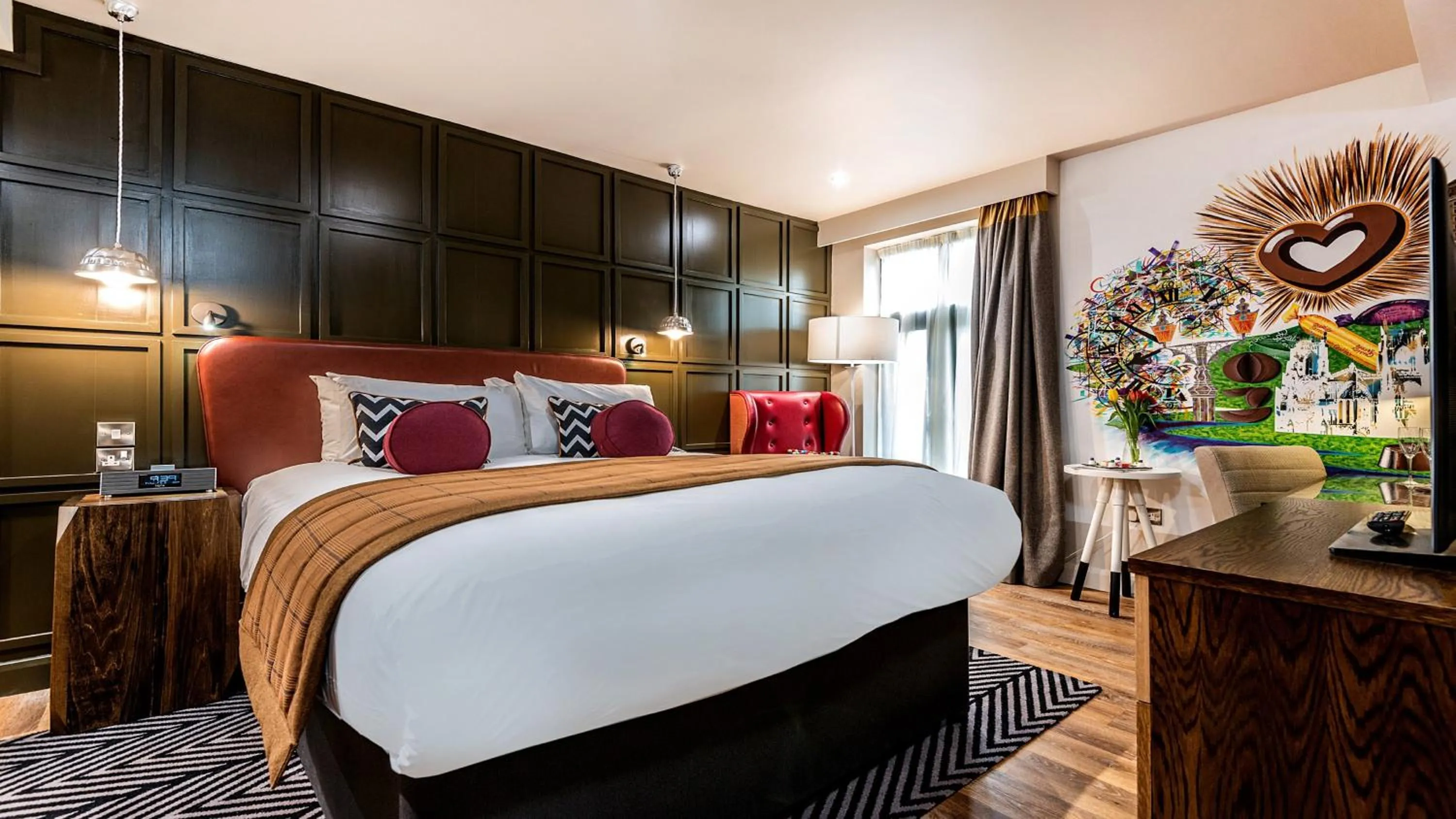 Standard King Room in Hotel Indigo York by IHG