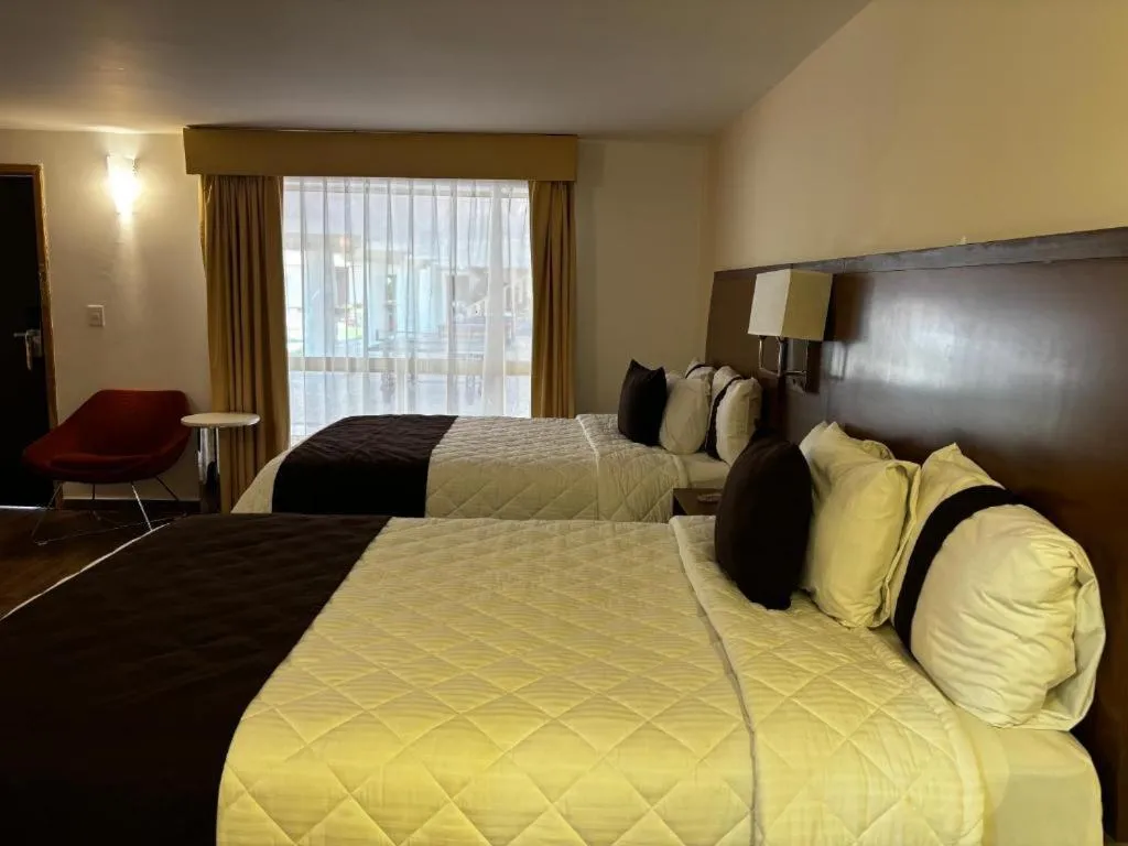 Twin Room - single occupancy in Hotel Quinta Rivera