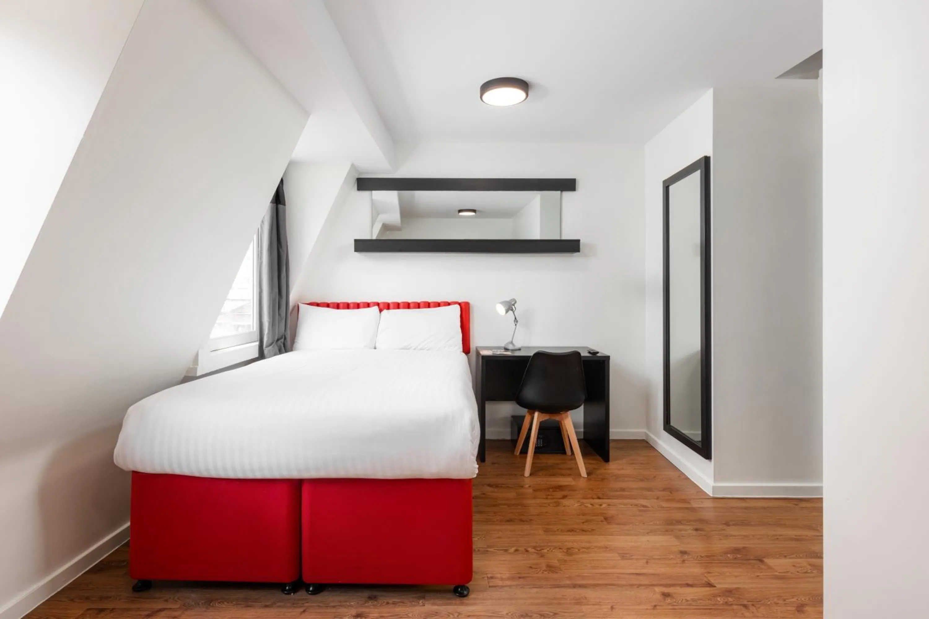 Double Room in Tune Hotel Liverpool