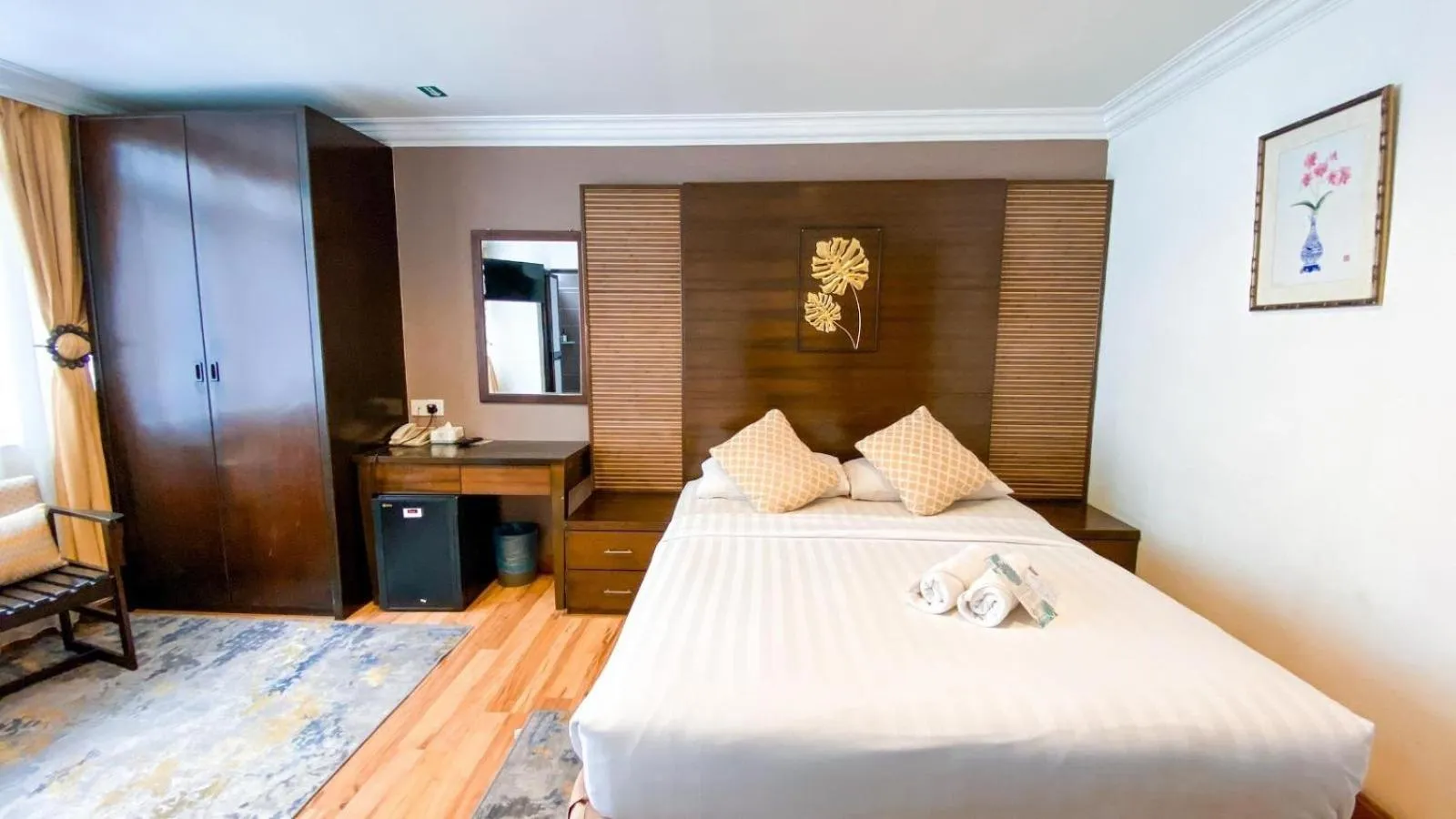 Deluxe Queen Room in Queenspark Lovita Hotel