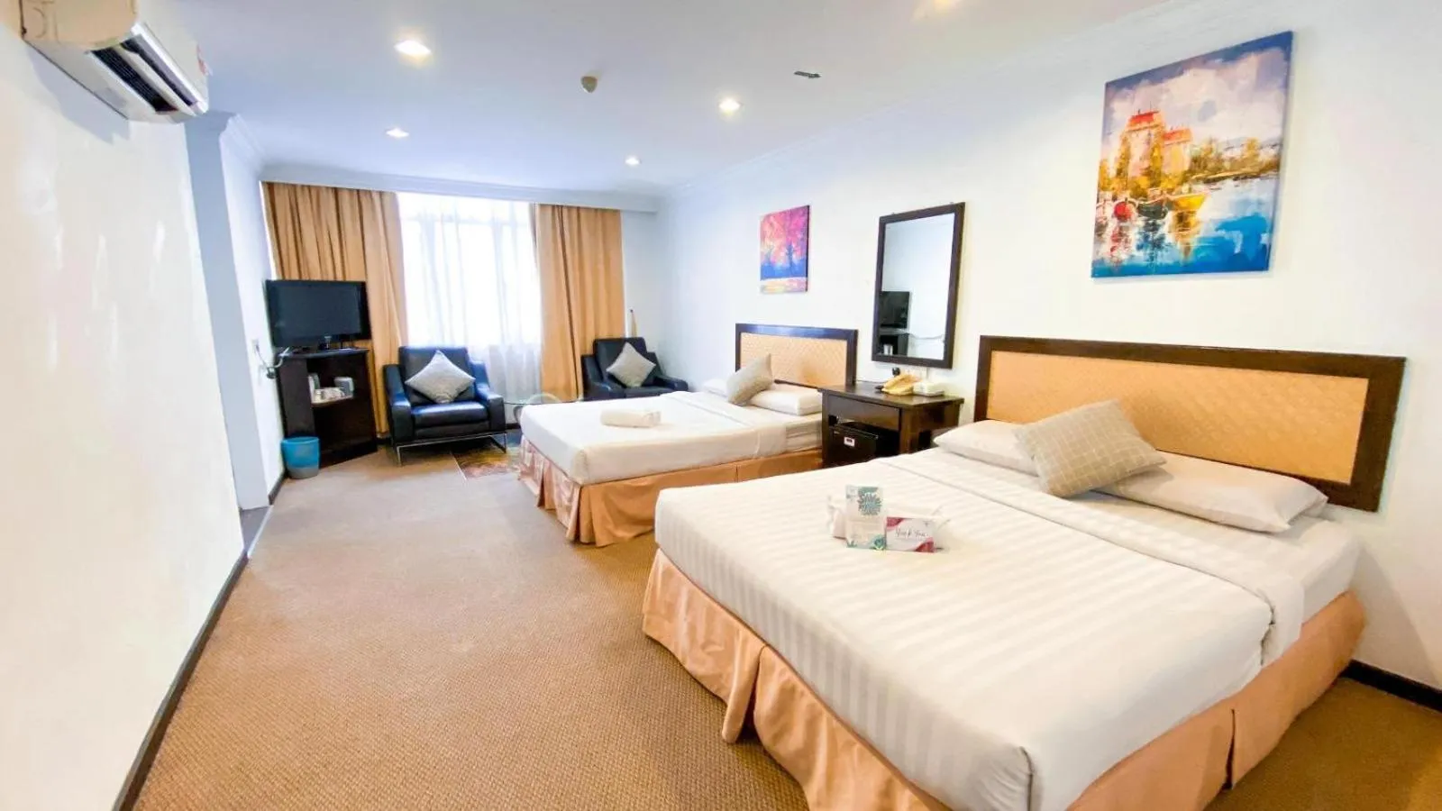 Family Queen Room in Queenspark Lovita Hotel