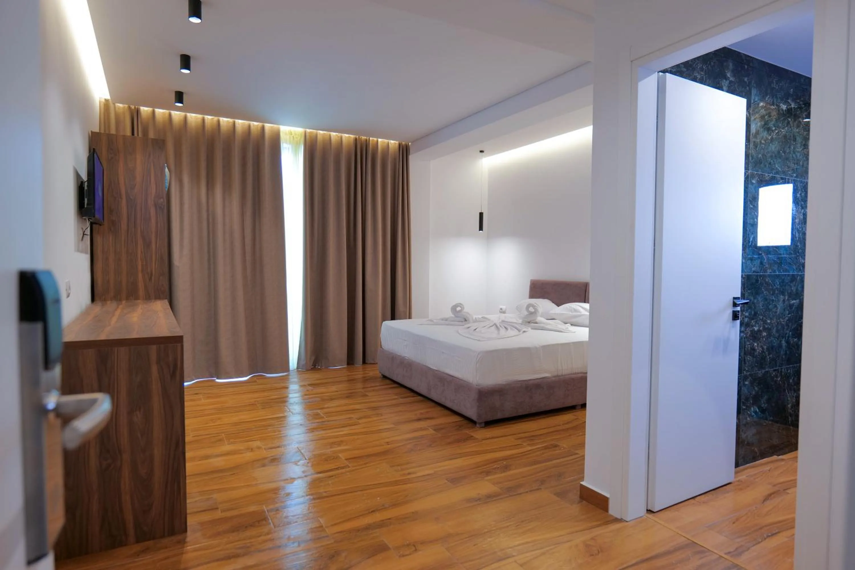 King Room with Balcony in Hotel Havana