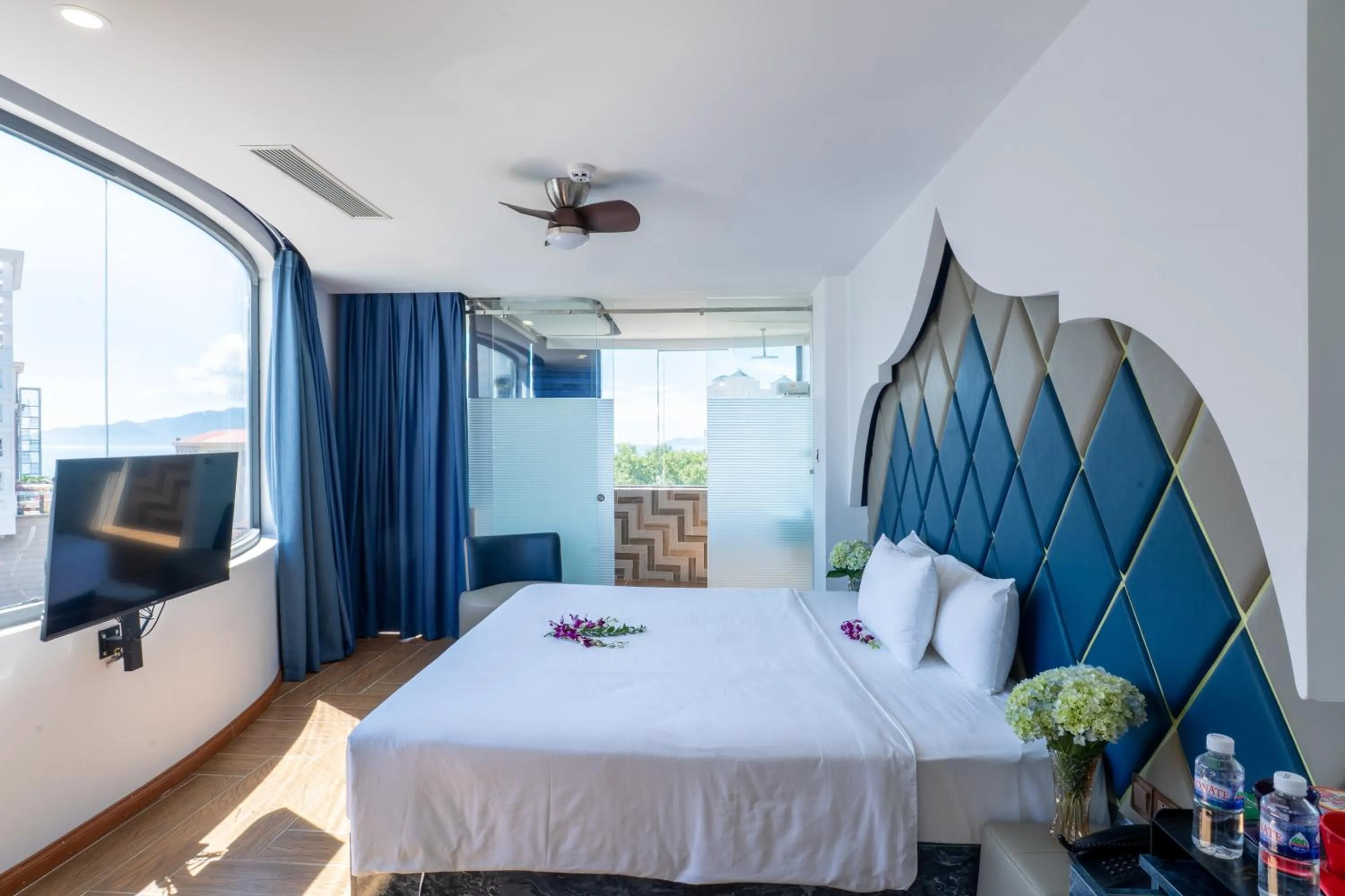King Room with Sea View in W Premium Nha Trang